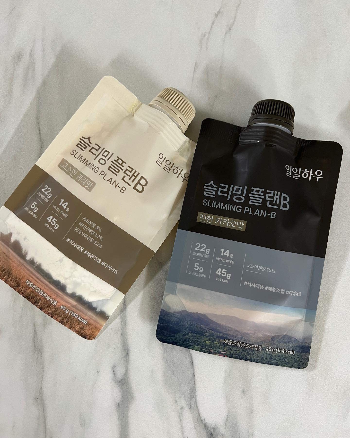 #할인구매 ililhow.official #일일하우 #슬리밍플랜비
살빼려고 저녁마다 일일하우 먹는데
카카오맛이랑 귀리맛이랑
번갈아가면서 먹으니까
질릴일이 없어서 그론가 잘 챙겨먹게됨
그래서 2키로나 빠짐.. 더 잘챙겨먹어야지
#간편섭취 #08L #코스메틱  #ililhow #체중조절  #단백질쉐이크 #식사대용 #체중관리 #뷰티  #카메라 # #카카오맛쉐이크 #데일리  #신상품나왔을땐 #일일하우쉐이크 #화장품
