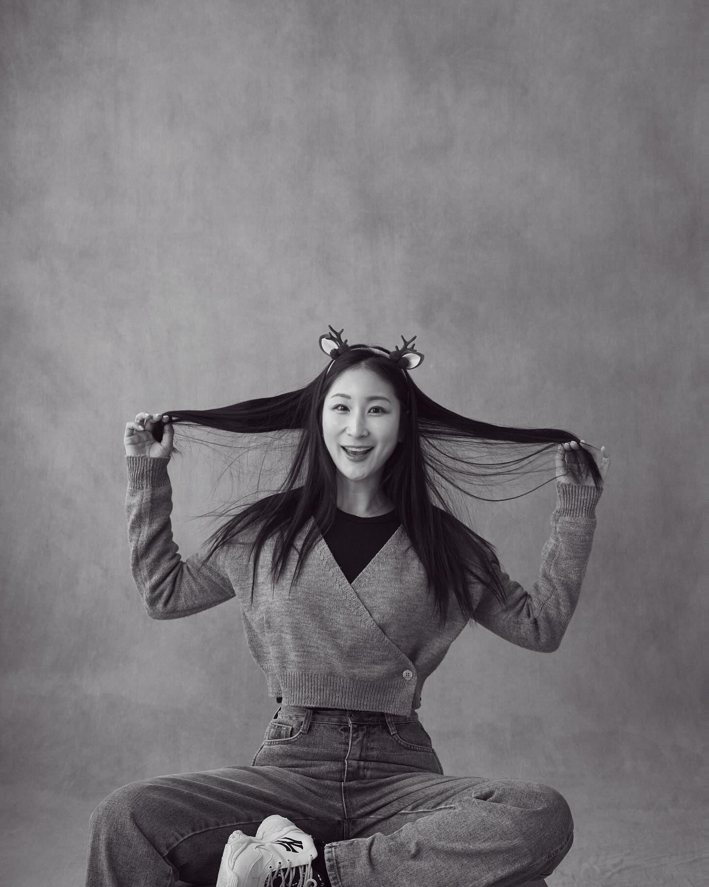 진짜 재밌었던 셀프사진관🤸🏻‍♀️🤸🏿
갔다오자마자 장염에 응급실 갔다와서 연말이 어떻게 지나갔는지 모를일이지만 행복하게 새해맞이🤍
다시 열심히 하는 한해를 다짐하며
이제부터 출장 스타또..🫠
#서쪽사진관 #셀프사진관 #흑백셀프사진관