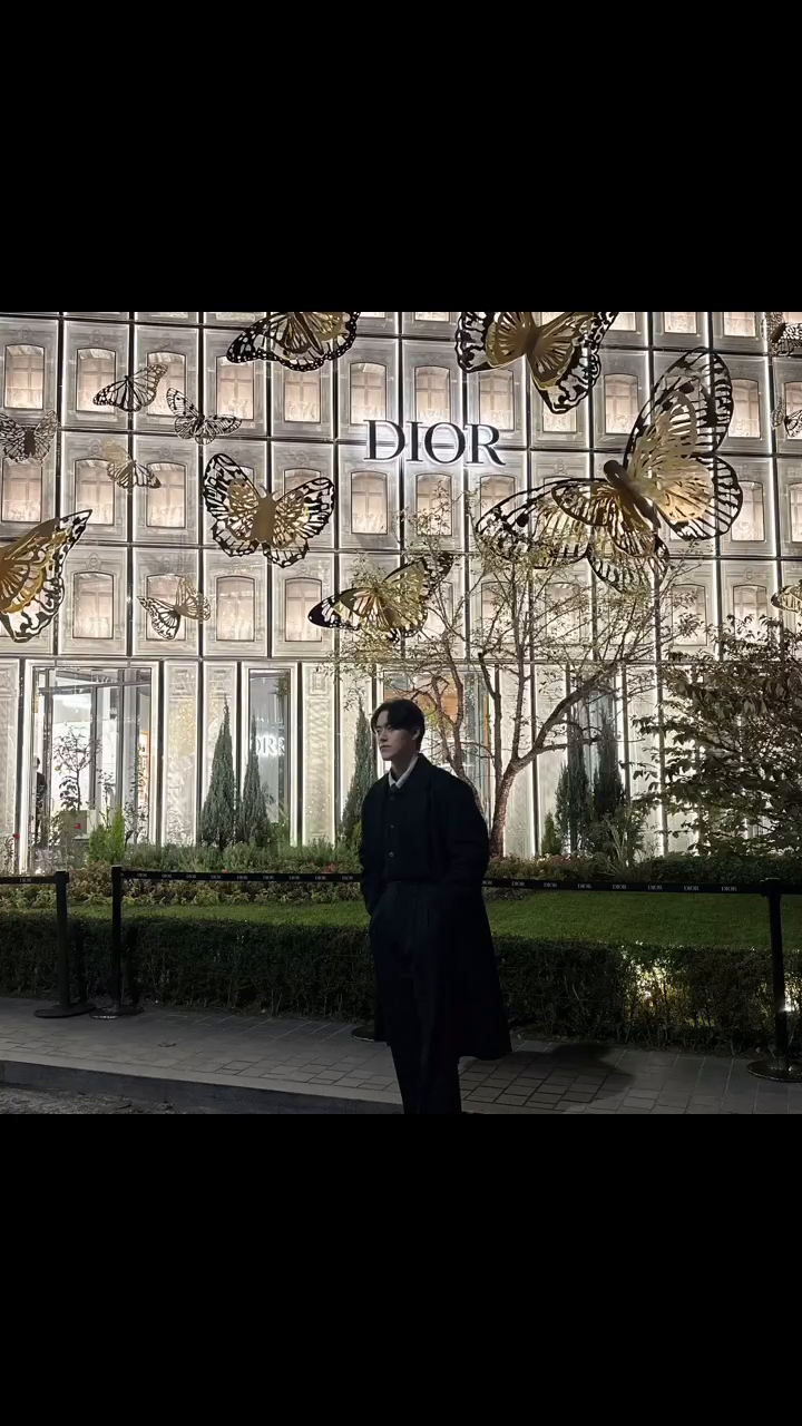 #reels #reelsinstagram #dior #디올 #디올성수