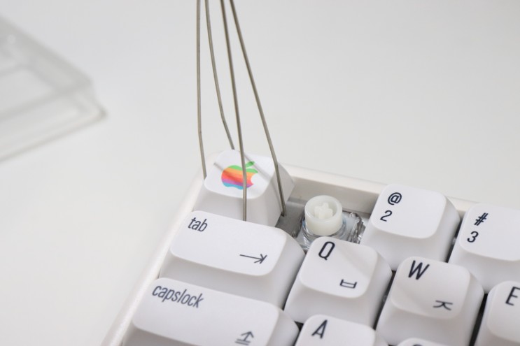 데스크테리어, 페블온 한글 키캡으로 심심한 키보드에 변화를!