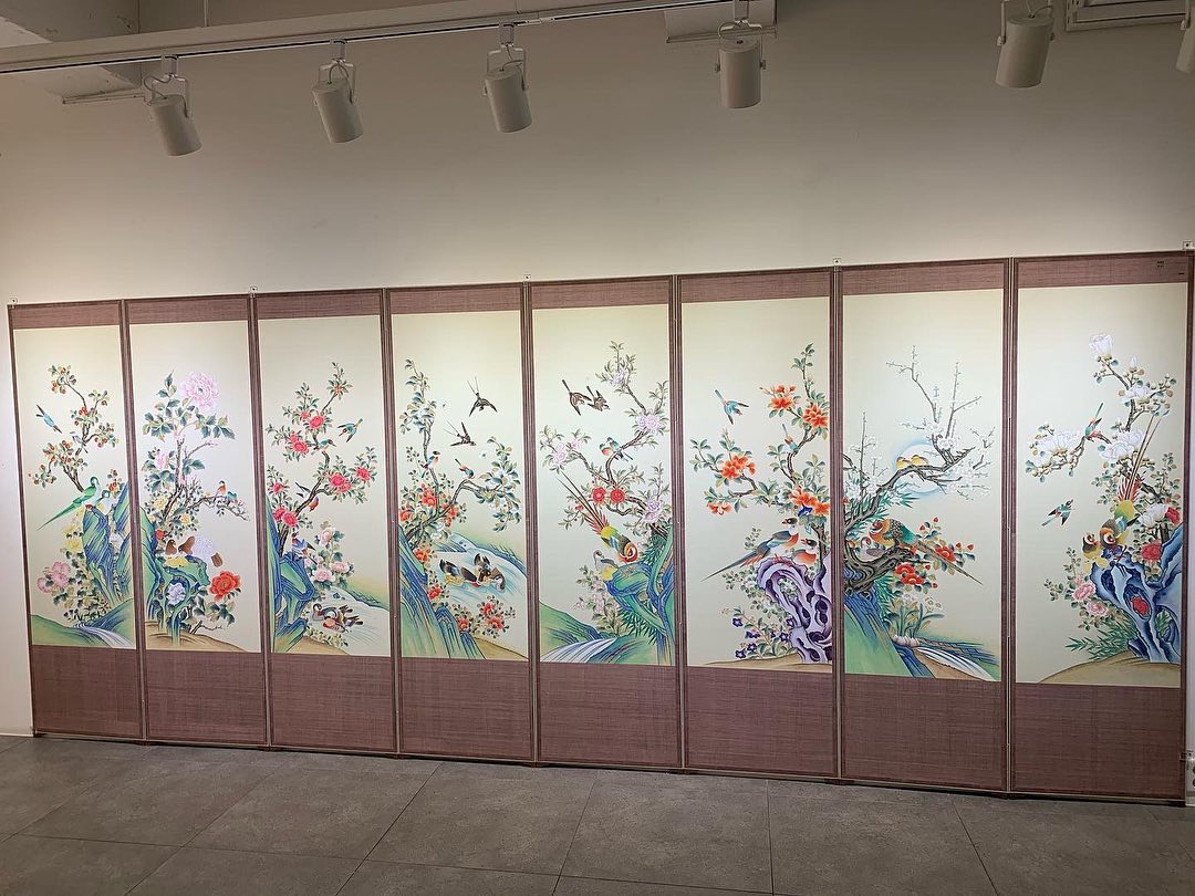 화조도 8폭 병풍
한국 민화 협회 22년도  장려상 수상작
-라메르 갤러리 전시
.
.
.
.
.
#민화#화조도#전시#병풍#한국민화협회#한국민화#민화작가#전통#전통그림#작품#목동민화#목동민화원데이클래스#목동#취미미술#한국미술#drawing#traditionalart#minhwa#art#artgallery#artist