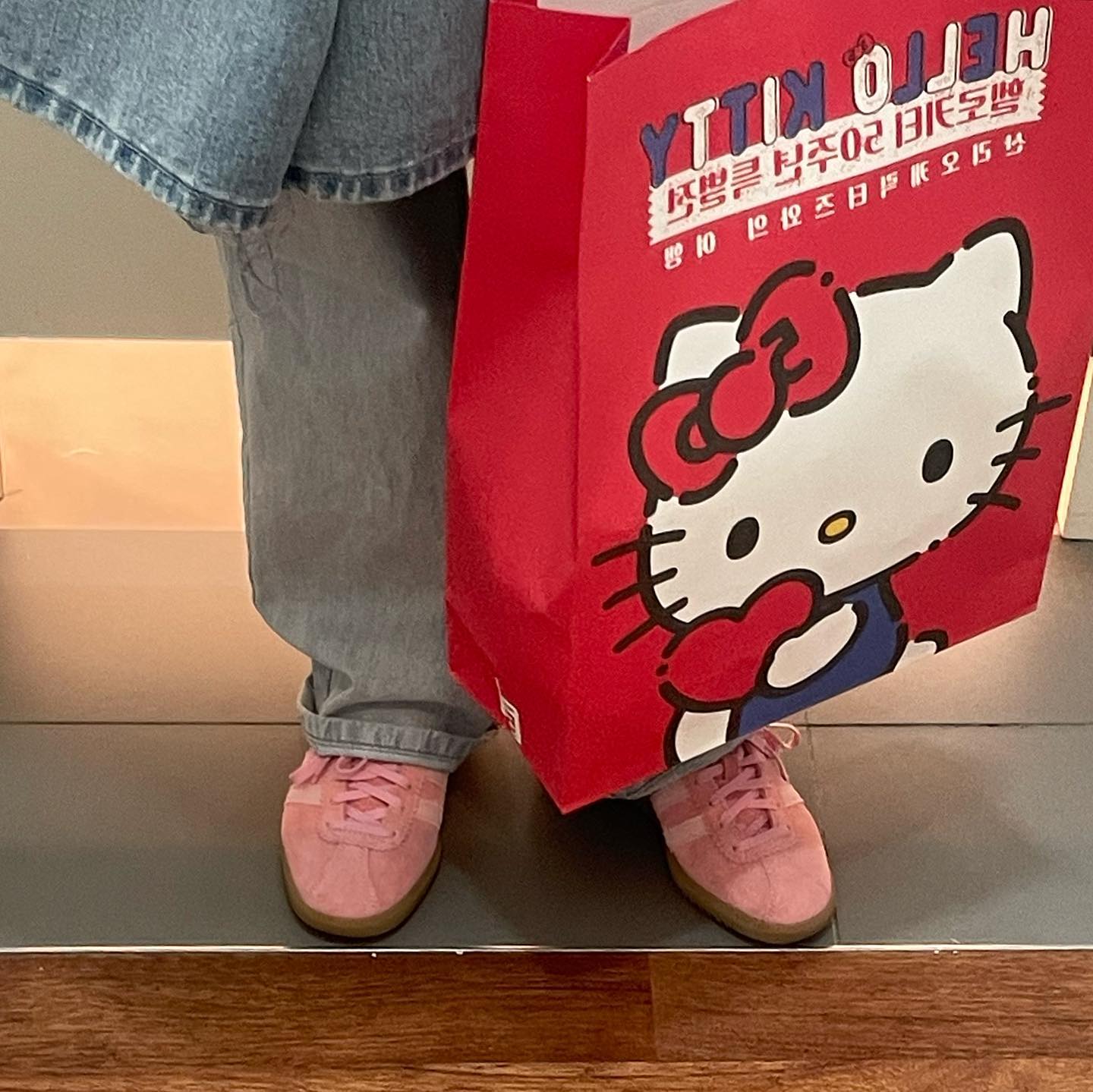 태어난 곳: 둥실둥실 마을 변두리에 있는 꾀꼬리 마을 😗