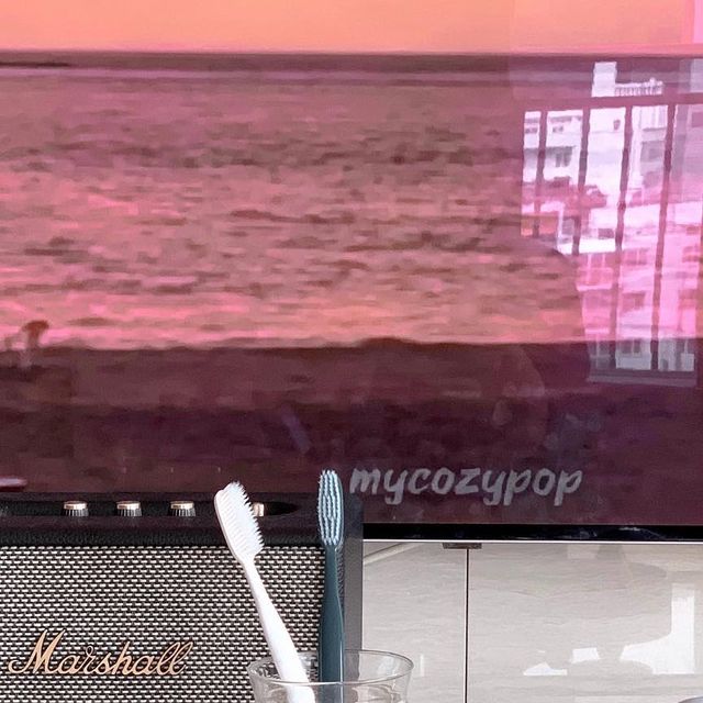 수딩천사 on Instagram: "#광고 웰티스 빅헤드 44칫솔로 양치시간은 줄이고 상쾌함은 두배 높이는 치카타임 일반 칫솔 2배 크기의 헤드로 한번에 4-5개의 치아세정이 가능해 양치시간도 단축되어