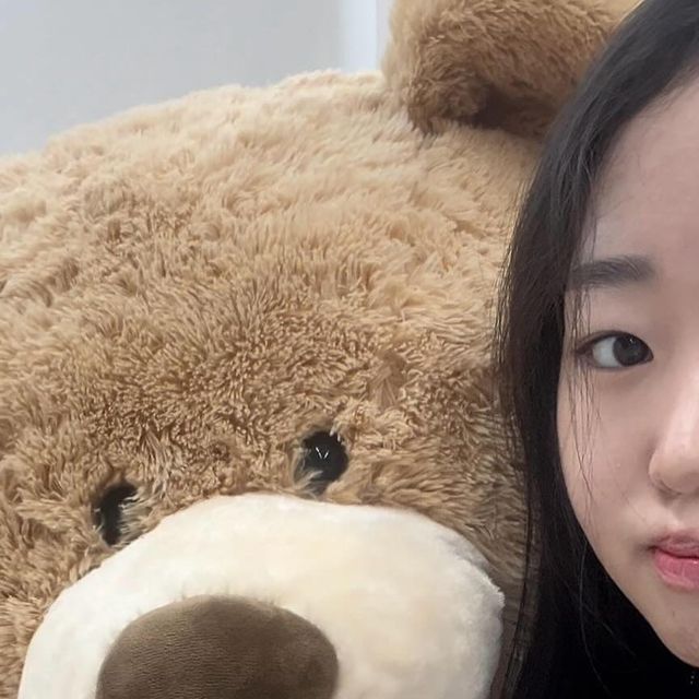 김연화 on Instagram: "#협찬 📍대구 런스튜디오 @studio_run_design 대구 달서구에 위치한 공간 대여 스튜디오 #런스튜디오 에 다녀왔습니다! 세트 종류가 많아서 다양한 컨셉으로 촬영할 수 있어요