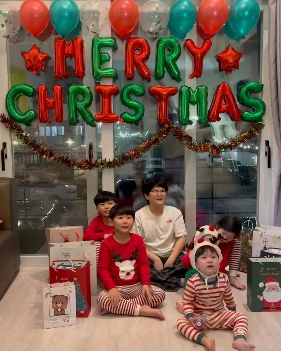 우리들의 행복했던 크리스마스🎄
사랑해요 우리가족