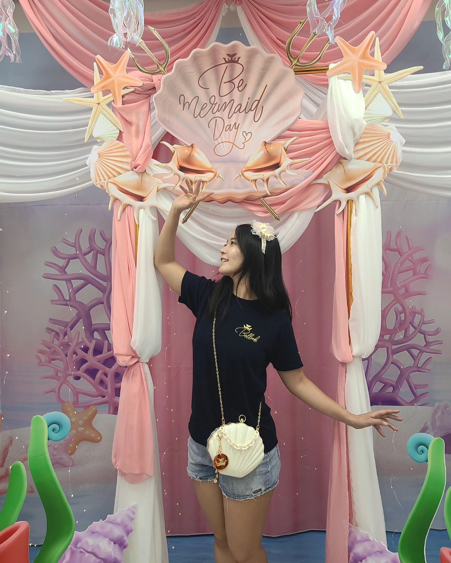 머메이드 토탈샵 벨룩의 행사, 
비머메이드데이😝

인어들의 필수품 마히나핀부터 아웃핏들,
각종 다이버들 취향저격 프리마켓과 악세사리까지
한자리에서 만나보세요😝

예쁜 포토샵부터 매번 준비하느라 고생많은 벨룩😂
후기쓰면 아웃핏 준대서(?) 써봅니다...😂

광동제약에서 행사를 위해 협찬해주신 
드롭탑 마시면서 오늘도 화이팅💗

🧜‍♀️ bellook_mermaid.kr 
📍aqualine_seongnam 

#벨룩 #아쿠아라인 #비머메이드2024
#벨룩머메이드 #머메이드다이빙 #광동제약
#슬슬님