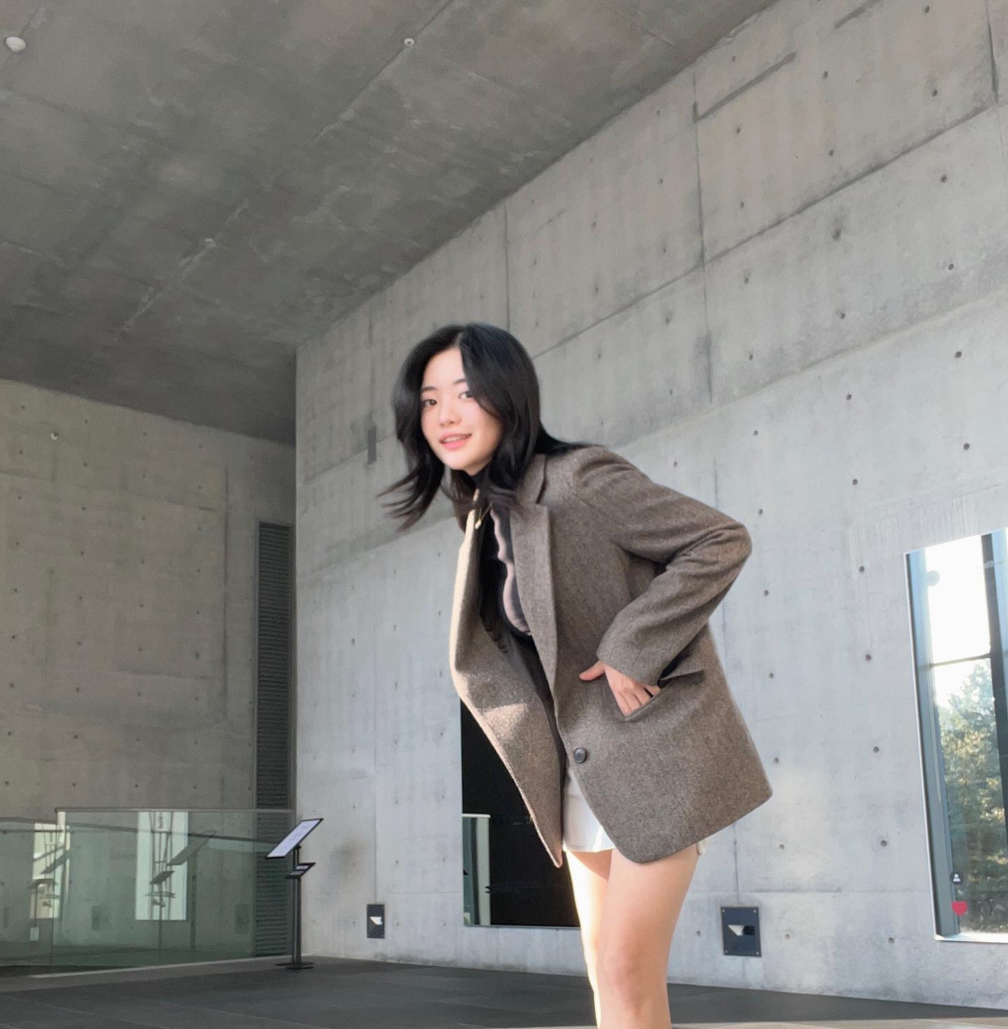 Ando Tadao & Autumn 🍂 

올 여름부터 열심히 다닌 안도 전시
4번째이자 마지막 방문!

같이 오는 사람에 따라 보이는게 참 다르더라 

🍂
✨
#안도타다오 #andotadao 
#autumnvibes #10월전시 #가을나들이 #원주 #뮤지엄산