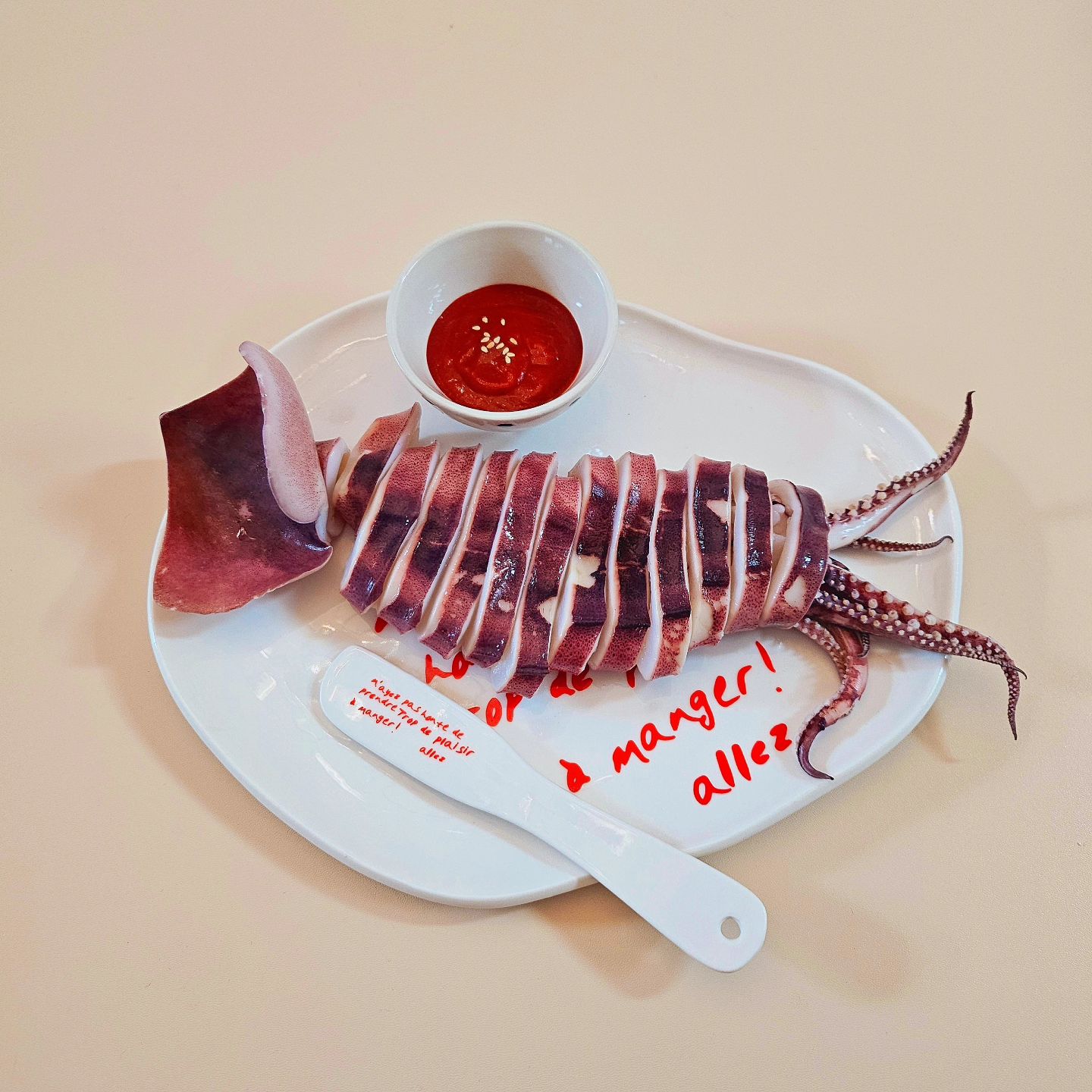 오징어 숙회🦑
.
아침부터 오징어 데치고
초고추장 만들어서 참기름
한방울 톡-!넣고 찍어 먹으면
이곳이 천국🤣🤣🤣
#아침밥 #아침 #주부 #딸둘맘 #오징어숙회
