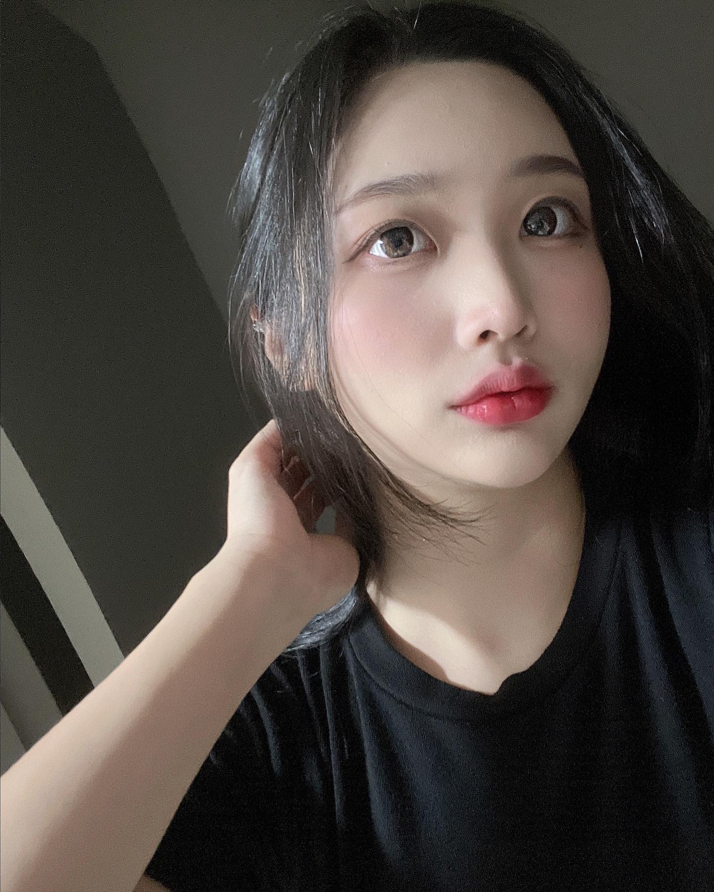 ㅠ_ㅠ 한번 깨면 잠이안오는 요쥼…🥹
다들 즐추 보내셨나요✨