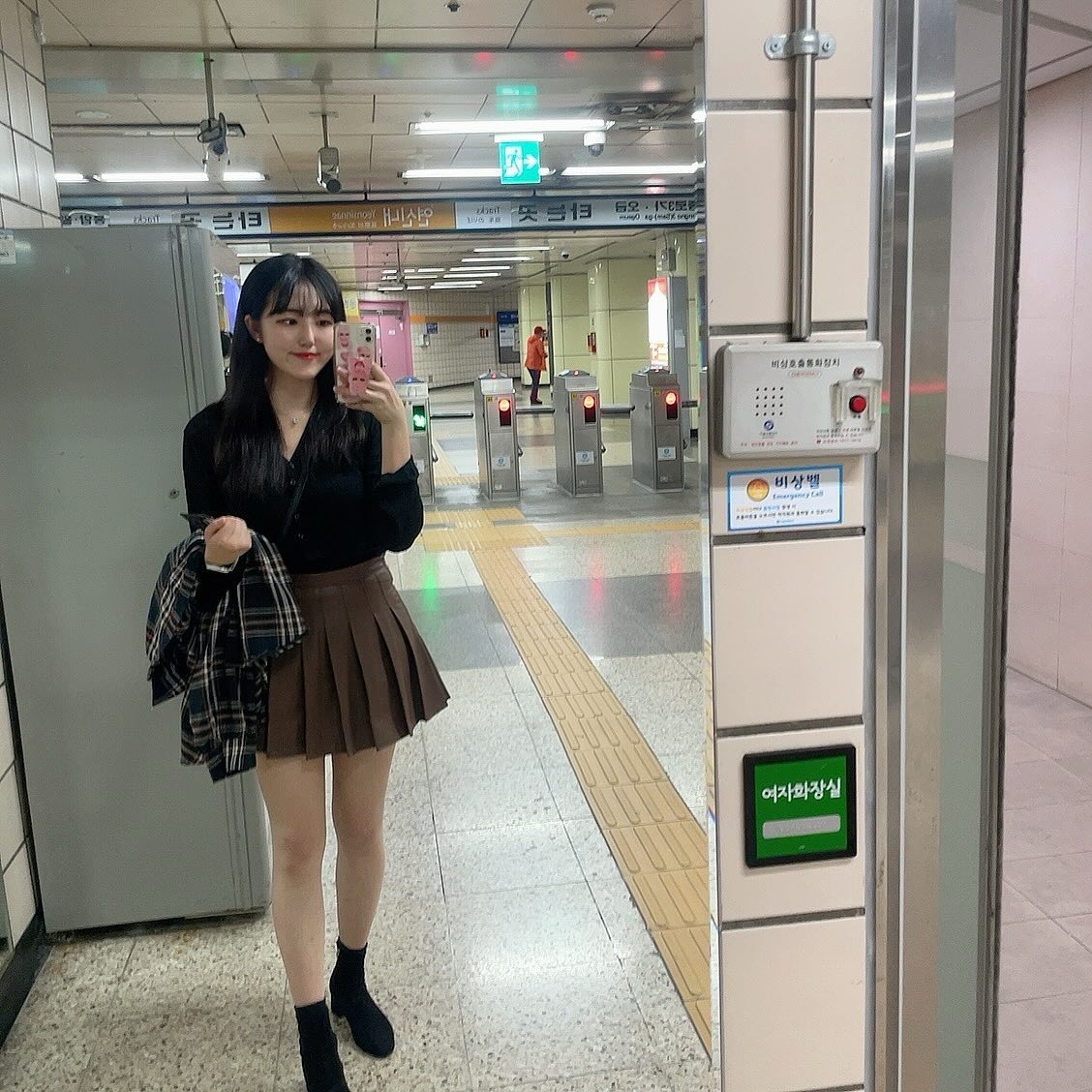 😜⠀
.⠀
.⠀
.⠀
⠀
#일상 #소통 #daily #좋아요 #선팔 #셀피 #얼스타그램 #먹스타그램 #여행 #여름 #인친 #오오티디  #instagood #맛스타그램 #저녁 #하늘 #먹방 #좋아요반사 #주말 #안녕 #부산 #l4l #fff #반가워 #카페⠀