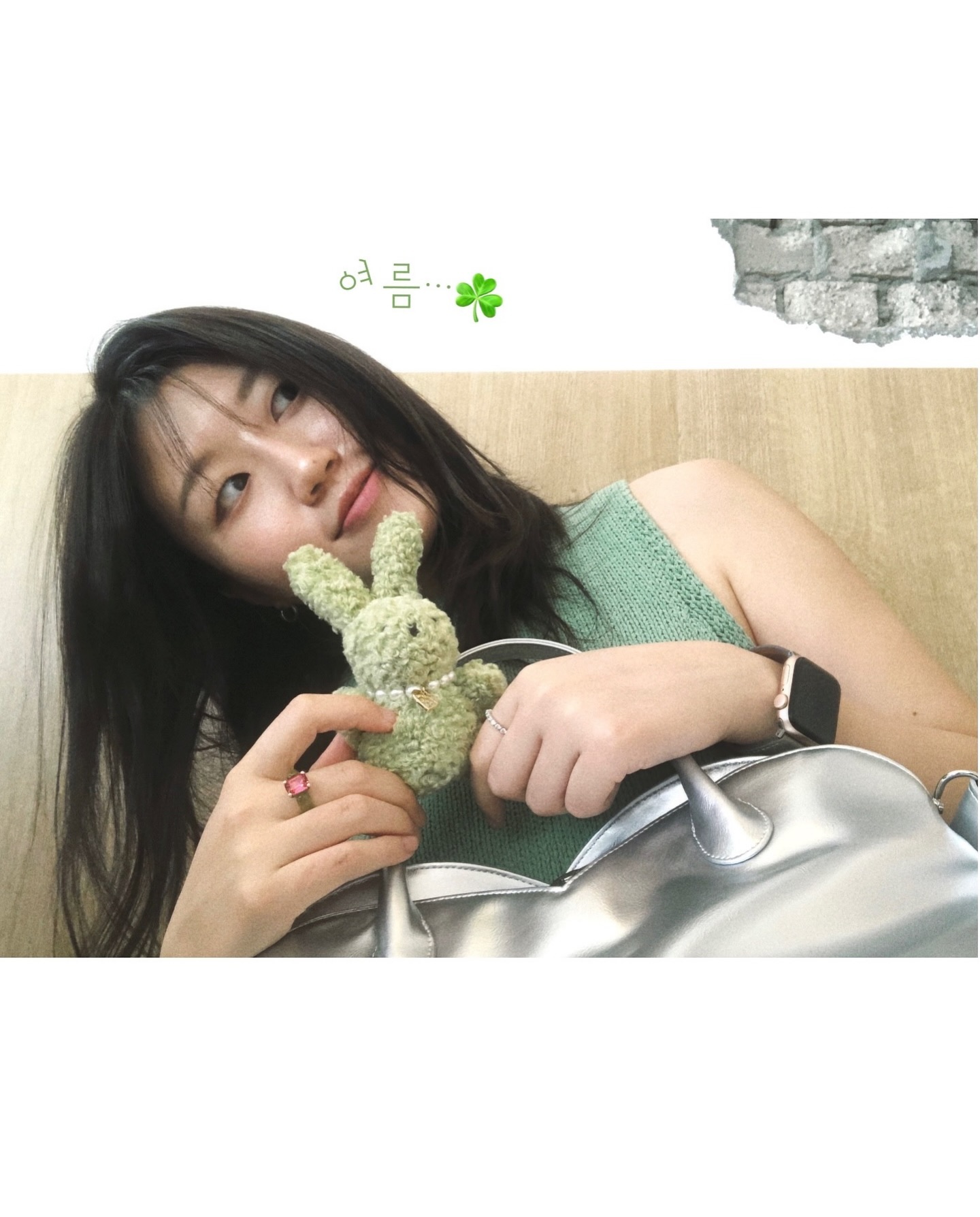 여름맞이 데려온 제 귀요미 키링 봐주세요🫧
토금치🥬라고 이름도 지어줬어요 *೨⋆*✩ㄴㅊ

쿼터브 선물하기 입점 기념 프로모션 “포미위크(For Me Week)”가 6/24(월) 10시 ~ 6/30(일) 10시까지 7일간 진행중이에요-🐰

자, 토끼 한 마리 데려오실까yo•••?

#쿼터브 #토토키링 #카카오 #선물하기
