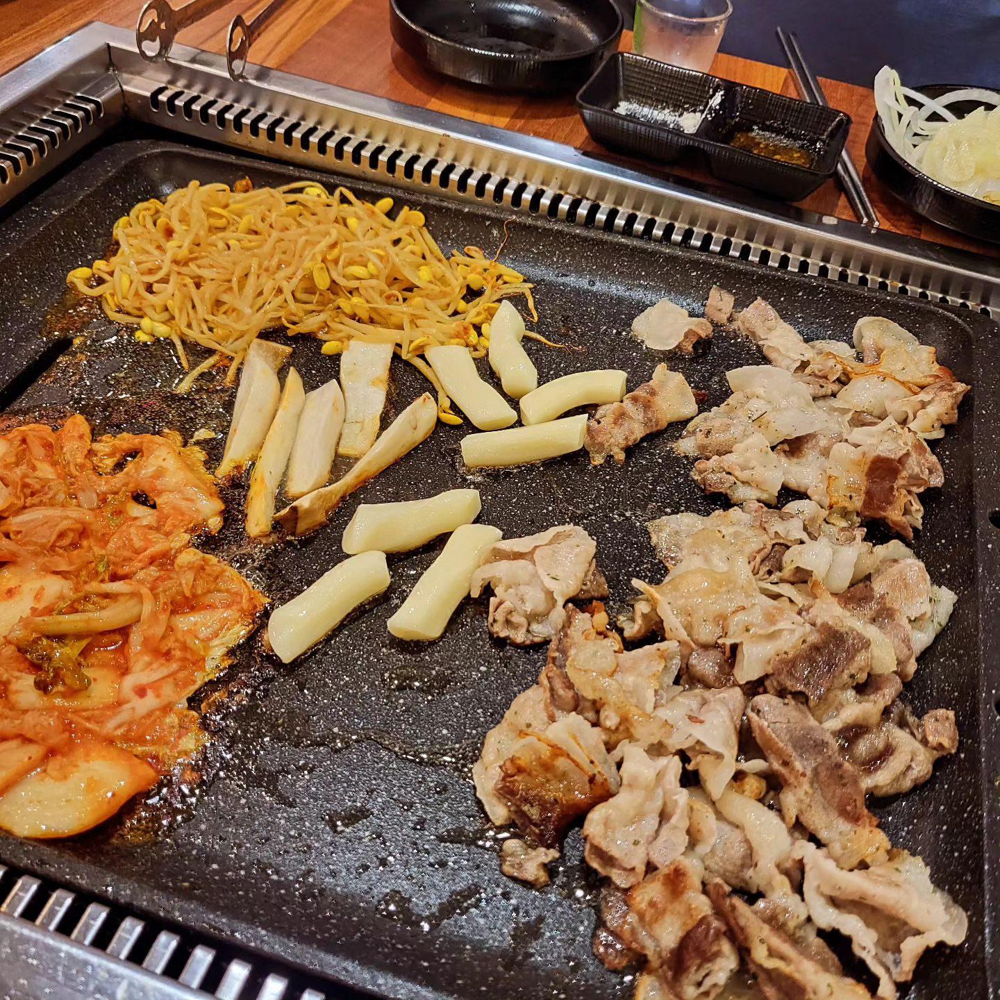 #먹스타

냠냠 맛있다

#칠곡3지구맛집#동천동맛집#감성대패#대패삼겹#생삼겹#급냉삼겹