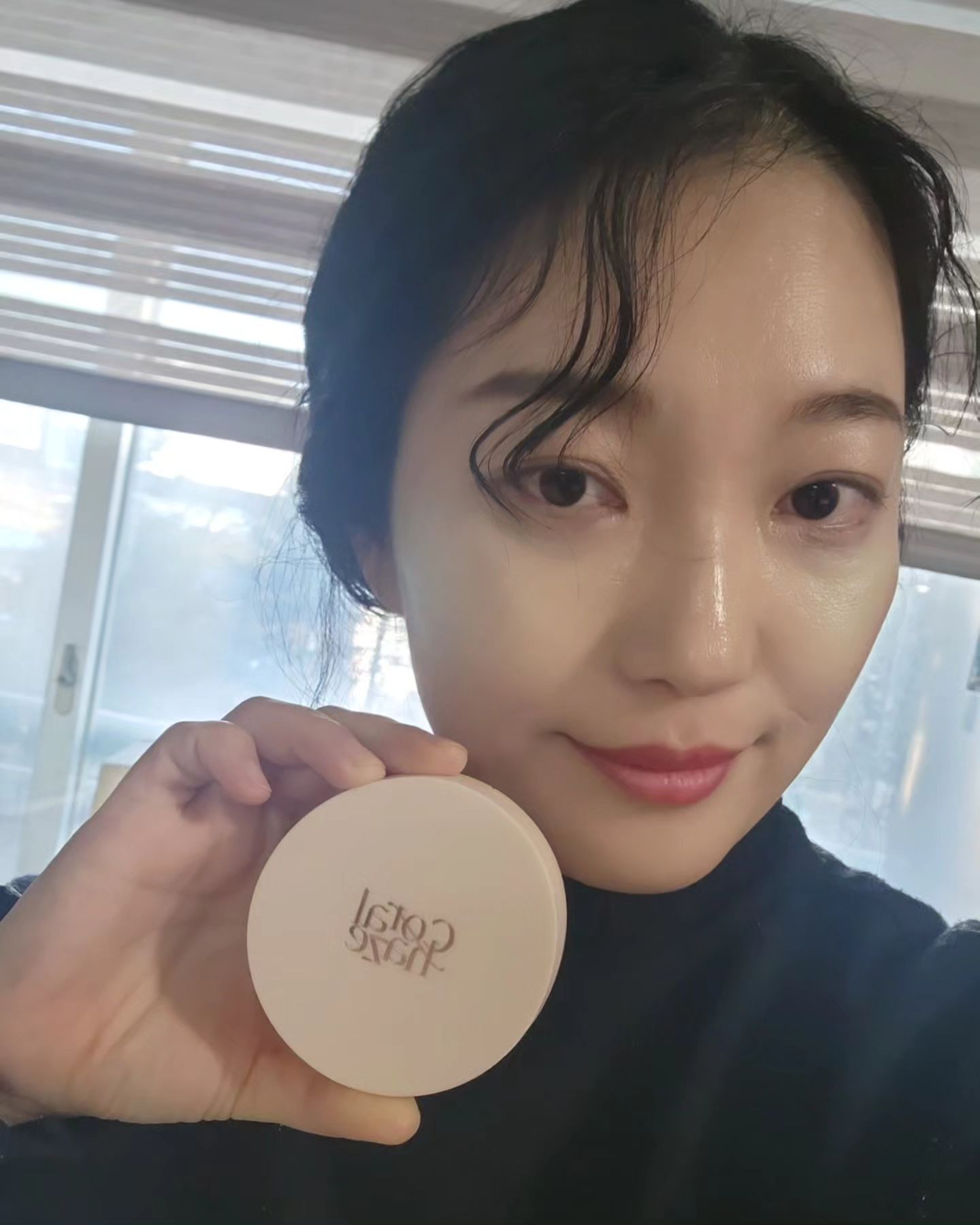 #협찬 #제품제공 #코랄헤이즈 픽싱 블러 쿠션 #슈아쿠션

비록 2시간 근무긴 했지만...
오랜만에 집에서 쉬니깐 좋았다♡
화장하고 놀러나갔다 온날~ㅋ