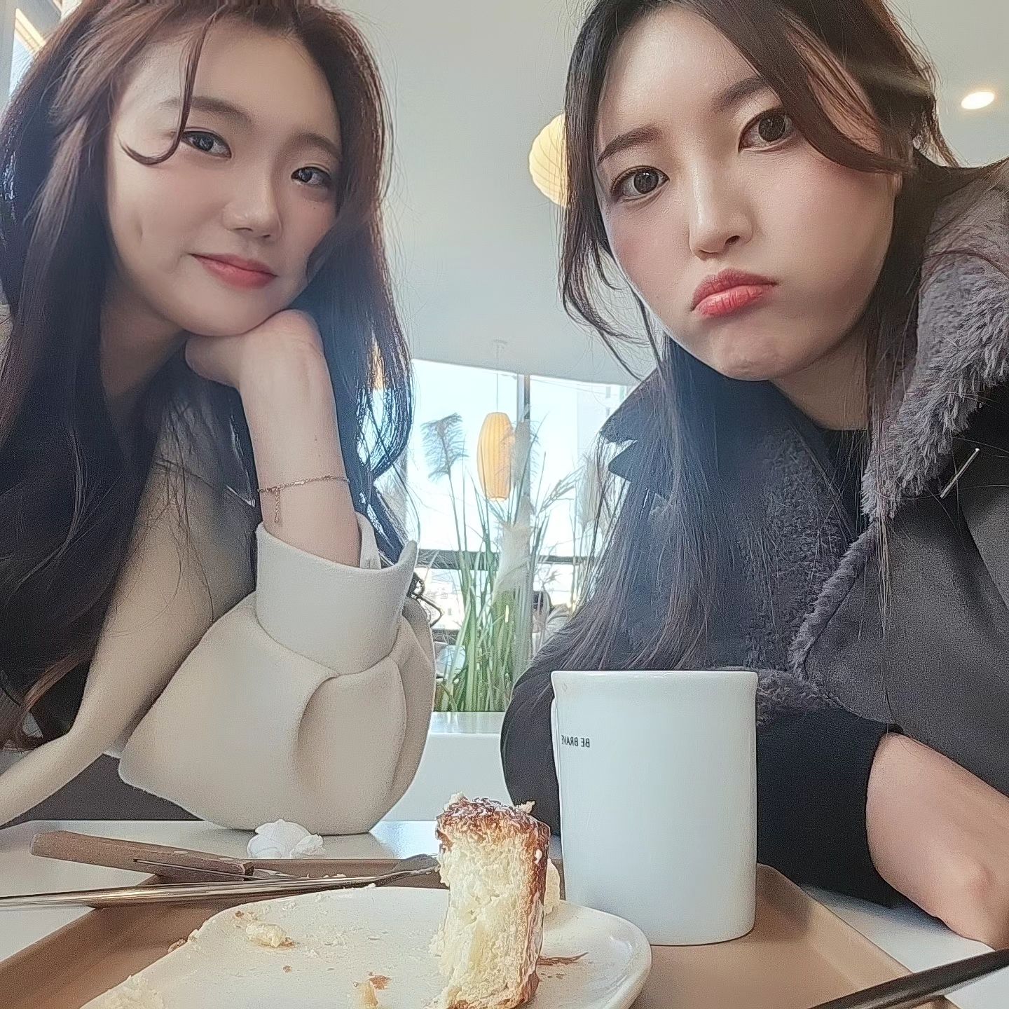 꺄😝
.
.
.
#부산나들이 #부산 #서면 #전포 #전포카페거리 #서면카페 #부산카페 #올만