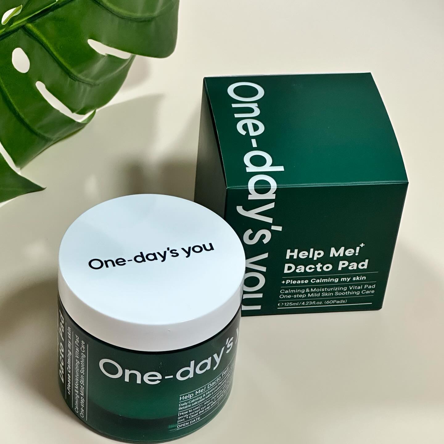#협찬 #원데이즈유토너패드 onedaysyou 
 
 
💚 원데이즈유 토너패드
 
 
- 화해 설문단 286인 대상  리얼 사용 만족도 결과 97%의 높은 평가를 받은 시카밍 패드
 
 
자극 받은 피부로 고민일 때 수분 가득하게 진정되는 토너패드로 데일리로 사용하기에 좋아요~
 
각질제거로 피부결 정돈이 되어 세안 후 스킨케어의 첫 단계로 가볍게 닥토하기 좋고, 병풀추출물과 8중 히알루론산으로 수분 가득한 진정 효과가 좋은 제품이랍니다 ❛◞❛✧
 
 
수분진정이 필요한 모든 부위에 사용 가능하며, 고민이 깊은 부위는 부위별로 팩토하면 효과를 더 느낄 수 있어요
피부 저자극 테스트 완료로 민감한 피부도 안심하고 사용할 수 있는 ‘원데이즈 토너패드’ 데일리 닥토패드로 추천드립니다! 😸ྀི
 
 
 
 
#원데이즈유 #시카밍패드 #수분패드 #진정패드 #각질제거 #수분충전템 #각질패드 #토너패드 #닥토패드