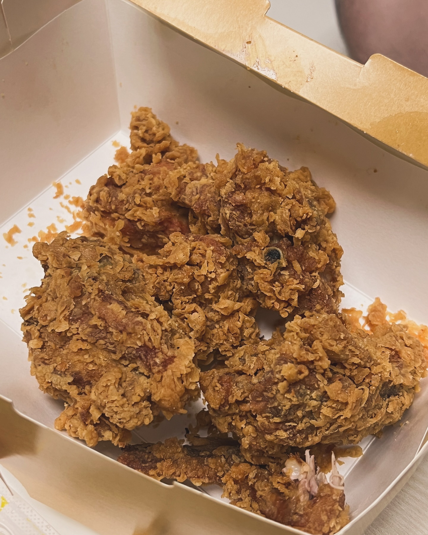 오버쿡 되어 온 치킨은 nono