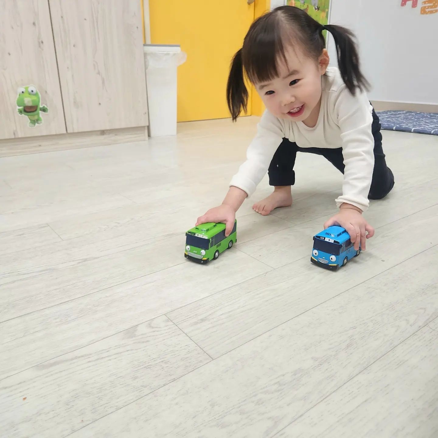 #자동차러버 🚗 
달려라 붕붕