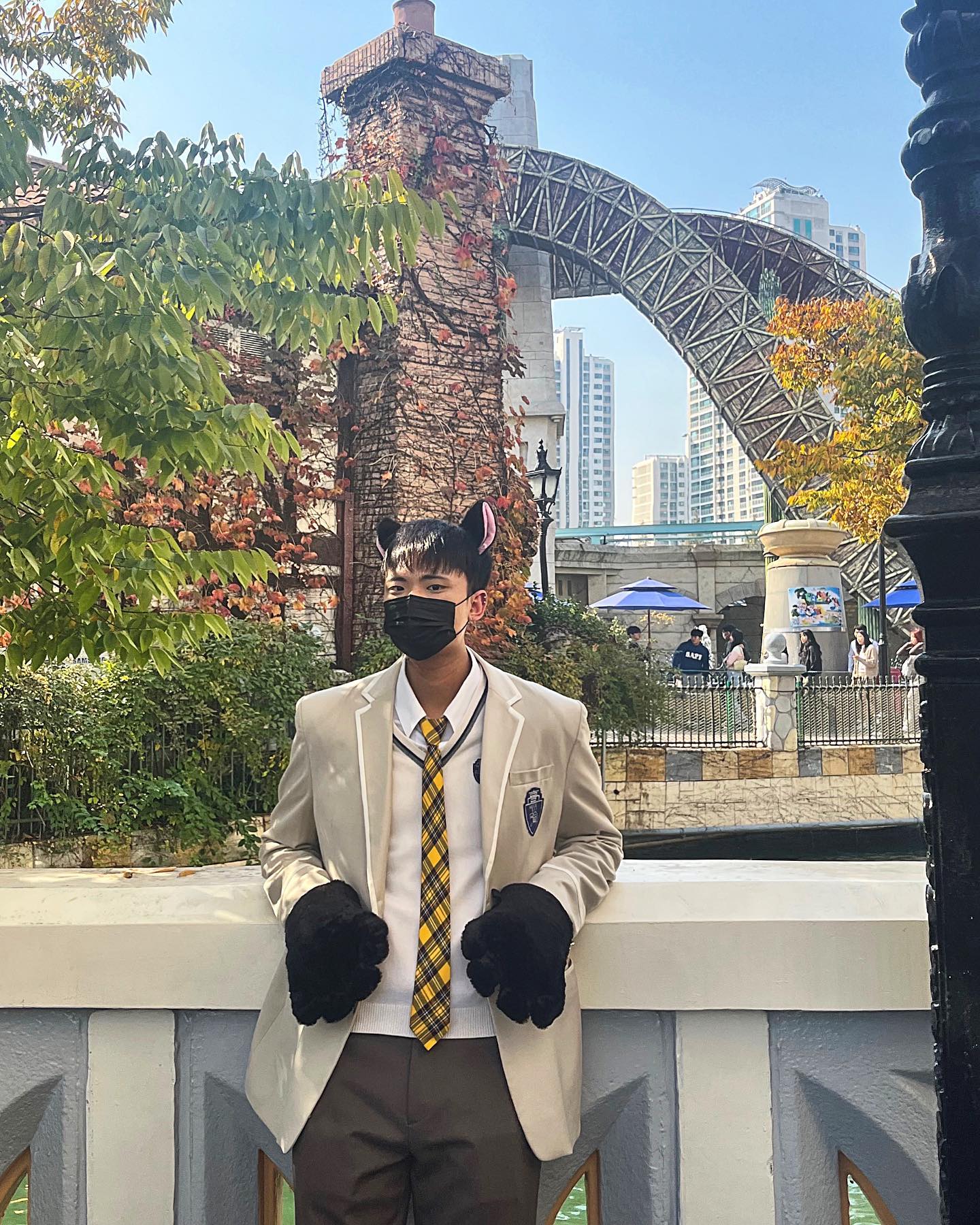 오랜만에 온 롯데월드 날씨가 너무 좋았다🐱