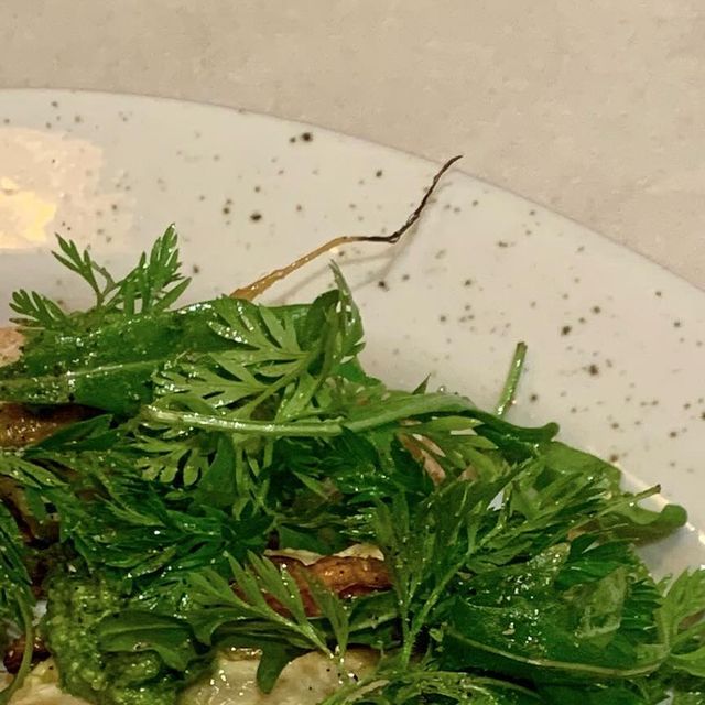 누카의 서울상경생활기 on Instagram: "비건 레스토랑 𝐖𝐡𝐨𝐥𝐞𝐬𝐨𝐦𝐞 🍽 신선하고 좋은 식재료로 정성스럽게 만든 요리, 그 안에 담긴 가치를 맛볼 수 있는 비건 레스토랑 홀썸 에