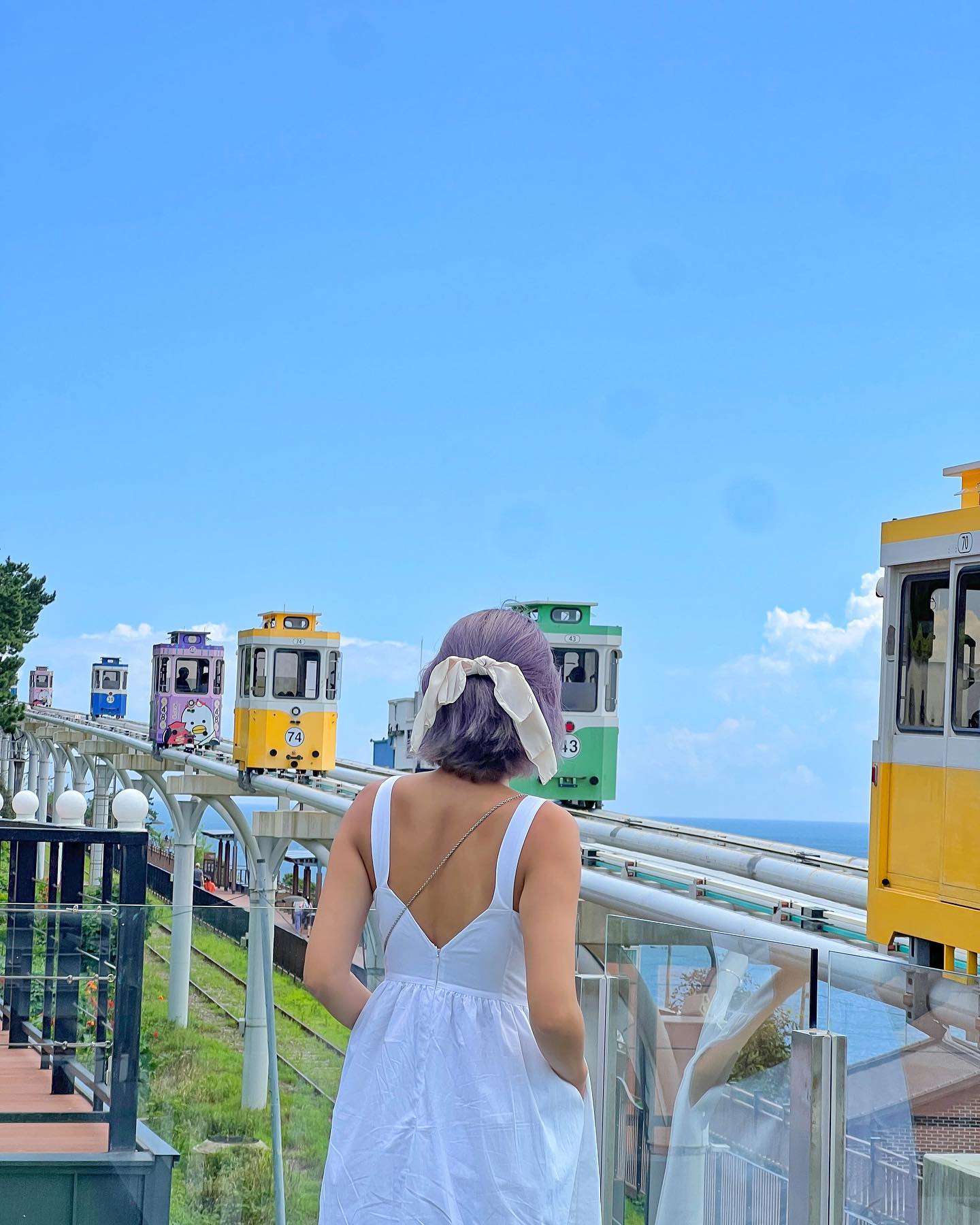 몇년 전 보고 여긴 꼭 가봐야지!!! 했던 곳인데,, 
이름이 바뀌고 나서야 들려봤네요🙄 

📍동백104 (구 몽떼104)
🏷️부산 해운대구 달맞이길104번길 18-19 1층
🅿️주변 공영주차장 이용
⏰10시30분~18시30분 매주 화요일 휴무

#노햐_부산
.
#부산가볼만한곳 #동백104 #부산동백104 #부산스카이캡슐 #스카이캡슐뷰카페 #부산미포정거장 #여행기록 #여행소통