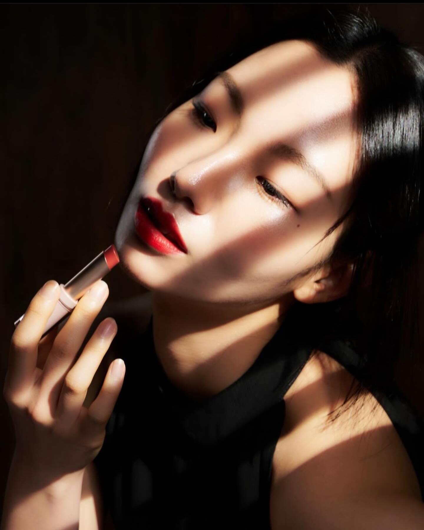 헤어 #메이크업 #프로필 #배우프로필 #촬영 #뷰티촬영 #뷰티 
H&M : mua_eunji 
PH : meho_studio