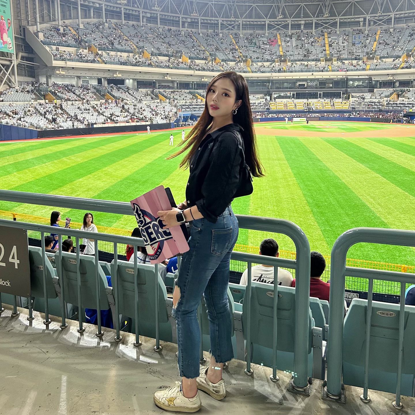 내 피드 다 야구 되겄어,,⚾️
다음직관때보자구,,,💙

#최강야구 #고척스카이돔 #직관 #야구 #몬스터즈