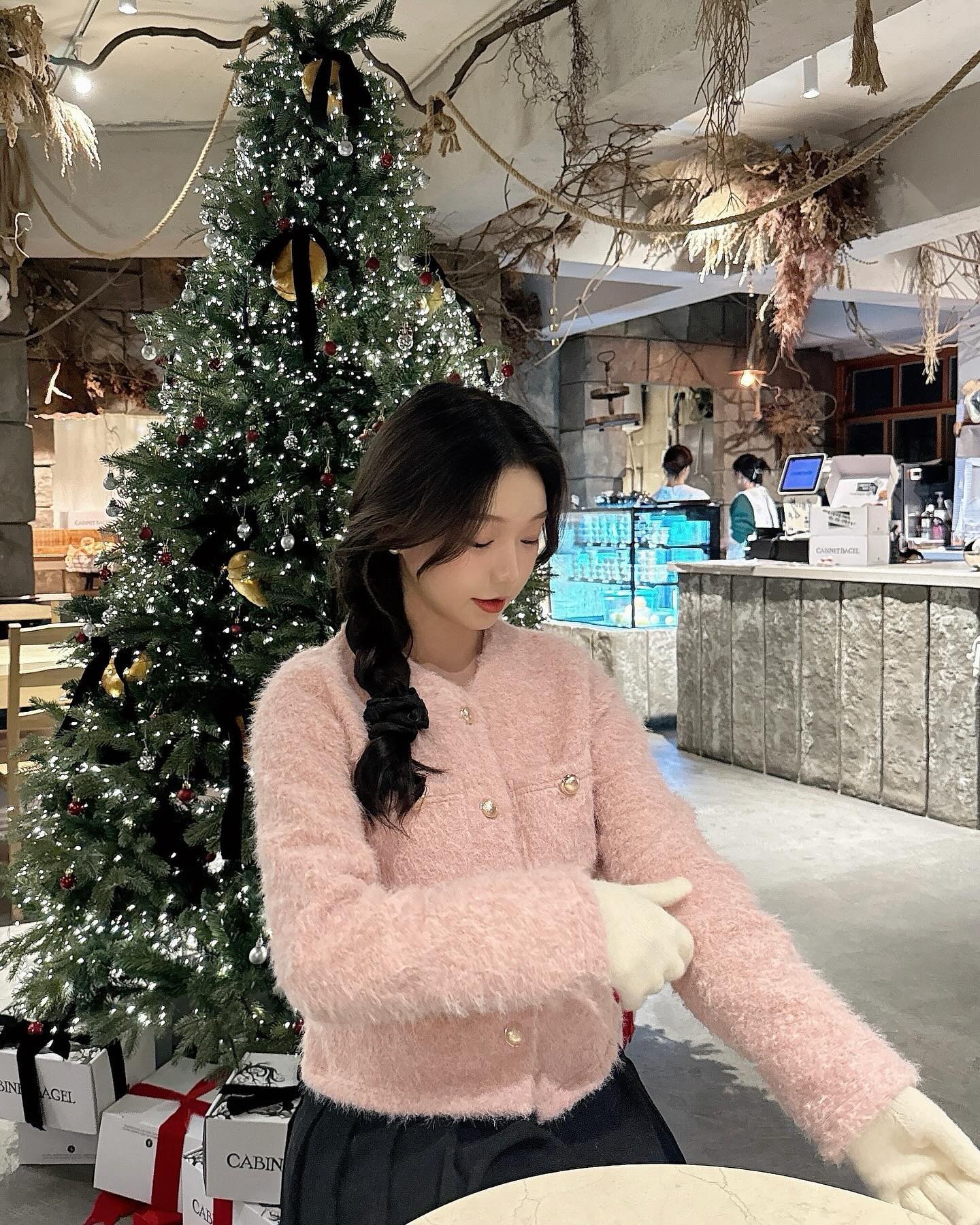 🏷️🎄🥯✨💞
#행궁동 트리사냥…♥︎
(징짜..겨론하는 기므녜)