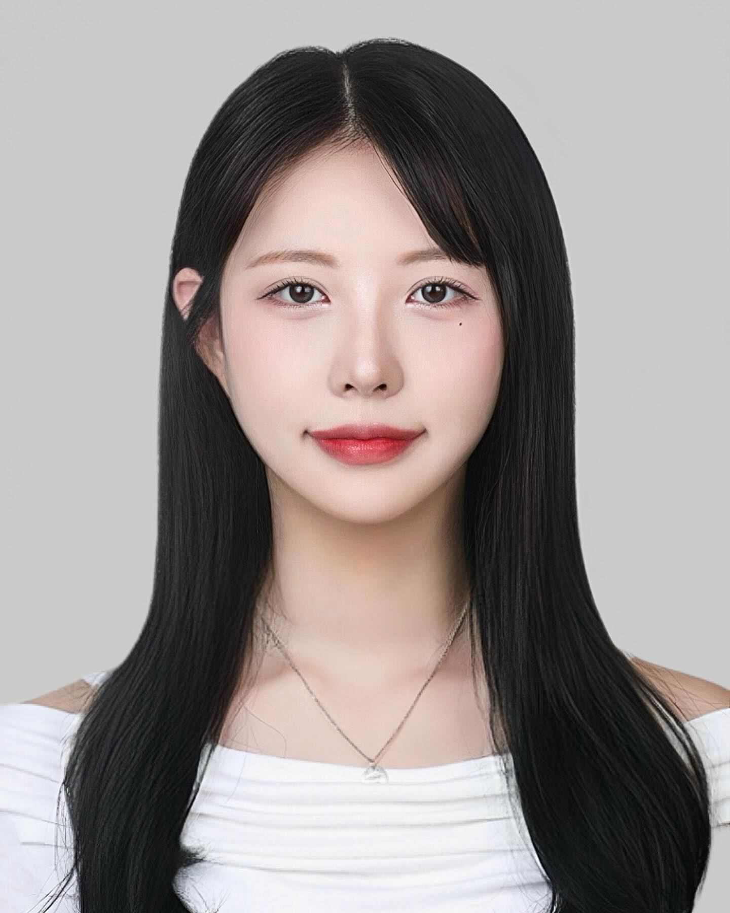 몇년만에 증사인지..
내 퍼스널컬러는 몰까🧐
.
.
.
#증명사진