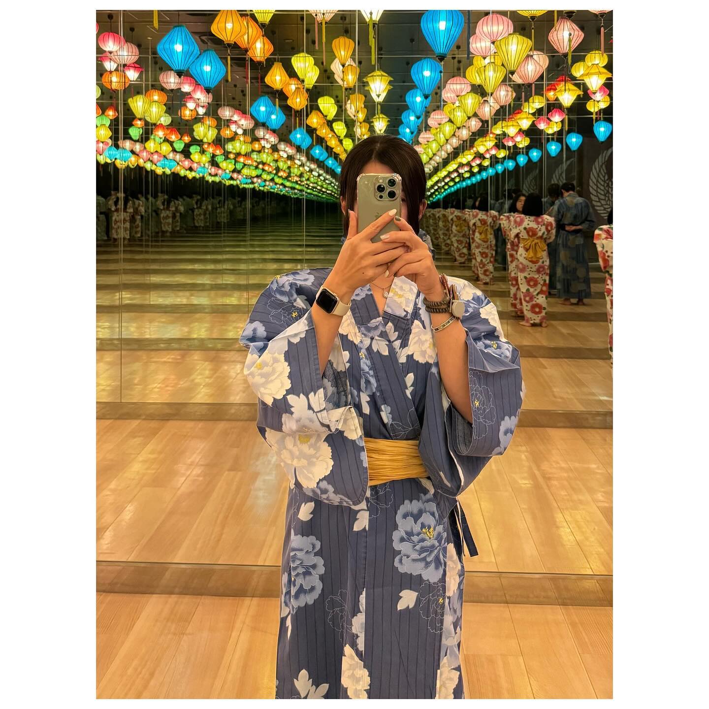 ⠀
충동적이더라도 야물딱지게
짧은일정에 온천까지😜
오사카 주유패스 지대로 쓰기😙
소라니와 온천가서 몸담그고 
유가다 입고 족탕도 즐기고
피로도 좀 풀고 돌아와서 스시🍣
그러고보니 스시사진 엄씀😅
이유는 배고파 눈뒤집혀서🤣
.
.
#여행스타그렘 #여행에미치다 #여행에미치다_일본 #오사카여행 #충동여행 😆 #부지런한여행자 #벤텐초 #일본온천 #오사카온천 #소라니와온천 #먹방스타그램 #일상기록📷 #소통