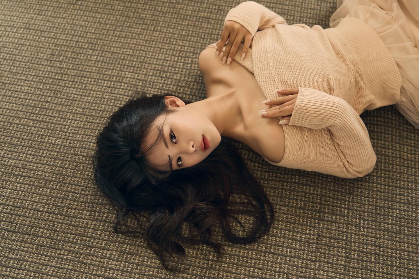 💤
.
📸: soooojiinee 
.
.
#스냅 #스냅사진 #스튜디오촬영 #스냅촬영 #스냅모델 #모델 #맞팔