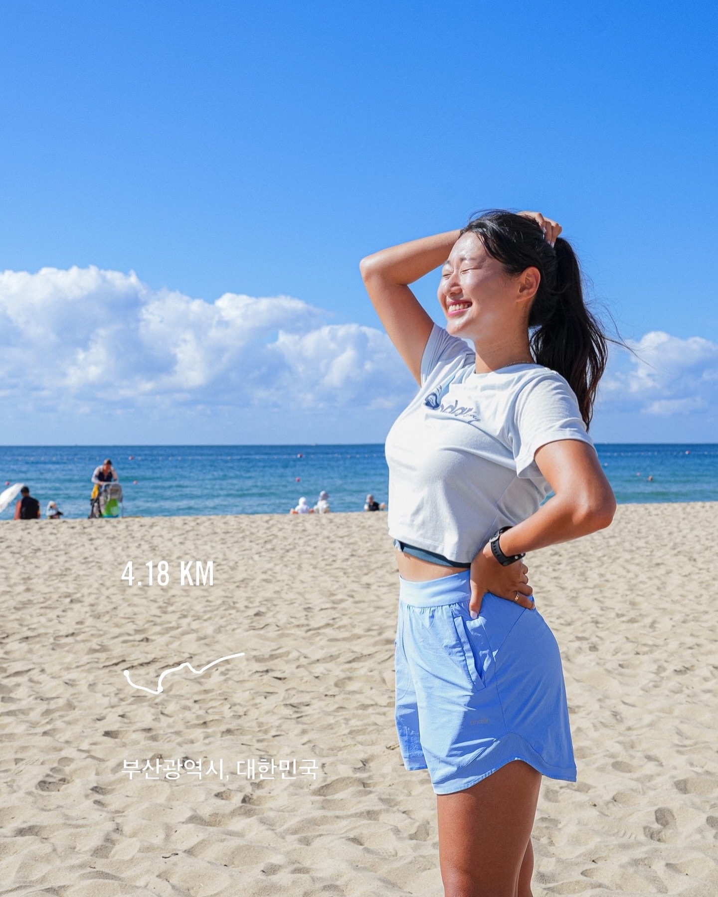 SSC 부산 1기 ✨🩵

걱정많았던 SSC부산은 화창한 날씨 만큼이나 
상쾌하게 성공했습니다🥹🩵💦 

멤버분들도 너무 좋고 또 바다 따라 아침 달리기도 좋고
예쁜 안다르 옷 입고
부산에서 제일 맛있는 리본 샌드위치까지 먹으니 완벽한 하루 그잡채🍝✨

👚 andar_kr  #안다르
🥪 reborn_marine  #카페리본 
☀️ sundaysunrise_club  #ssc #ssc부산1기 
📸 zlrlo.yun  hoho.c_