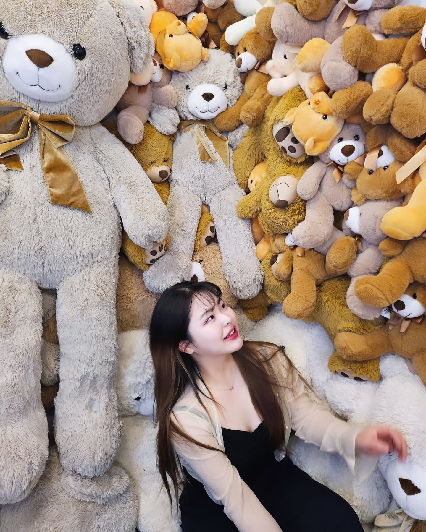 곰돌쓰한테 파뭍혀땨🐻 🐨🐻‍❄️🐼🐻