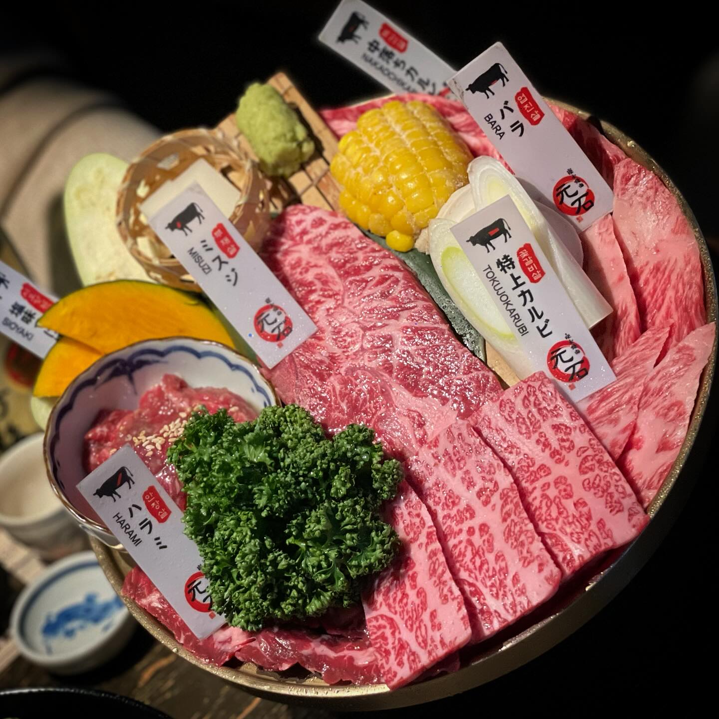 모토이시❣️🥩🦀🍄‍🟫🍶
.
불토에 꼬기는 행복💗
맛있게 구워줘서 τнänκ чöü❣️
사케 한 병 뚝딱이쟈냐 
.
.
.
.
.
#모토이시 #모토이시동래점