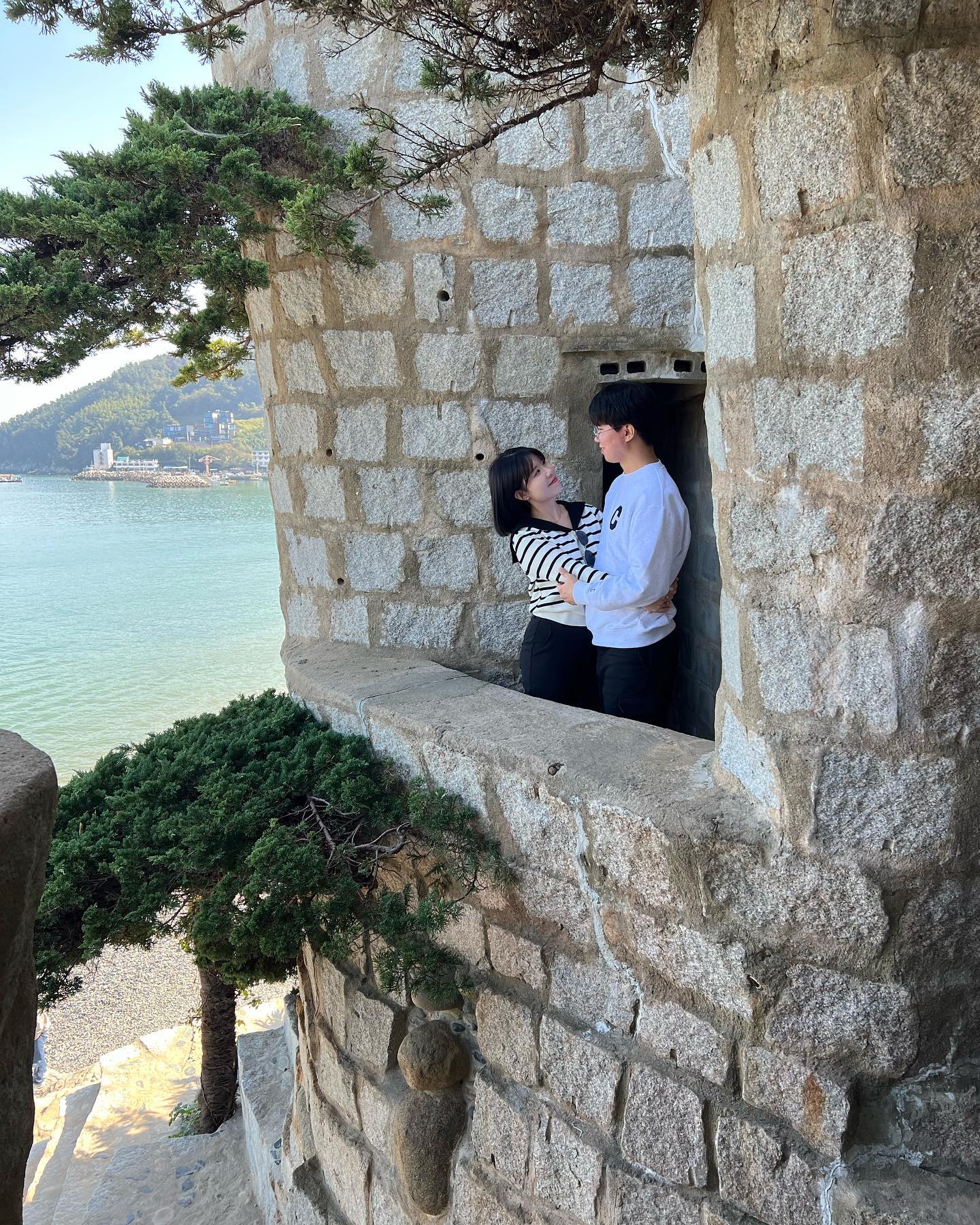 엄마 환갑 기념 거제도 여행✨💛 
두번째 방문한 #매미성 💓
부모님과 함께라 더 즐거웠던 날 👍🏻