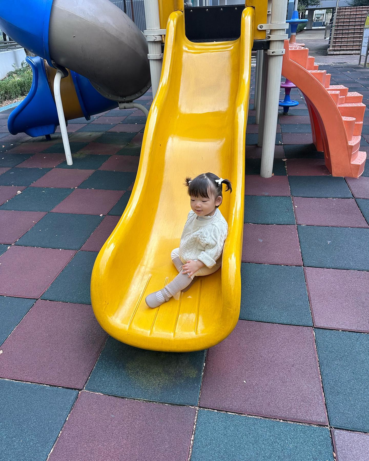 엄마 출근 안하는 날 루틴~
집-놀이터-함미집-어린이집-놀이터-함미집-집