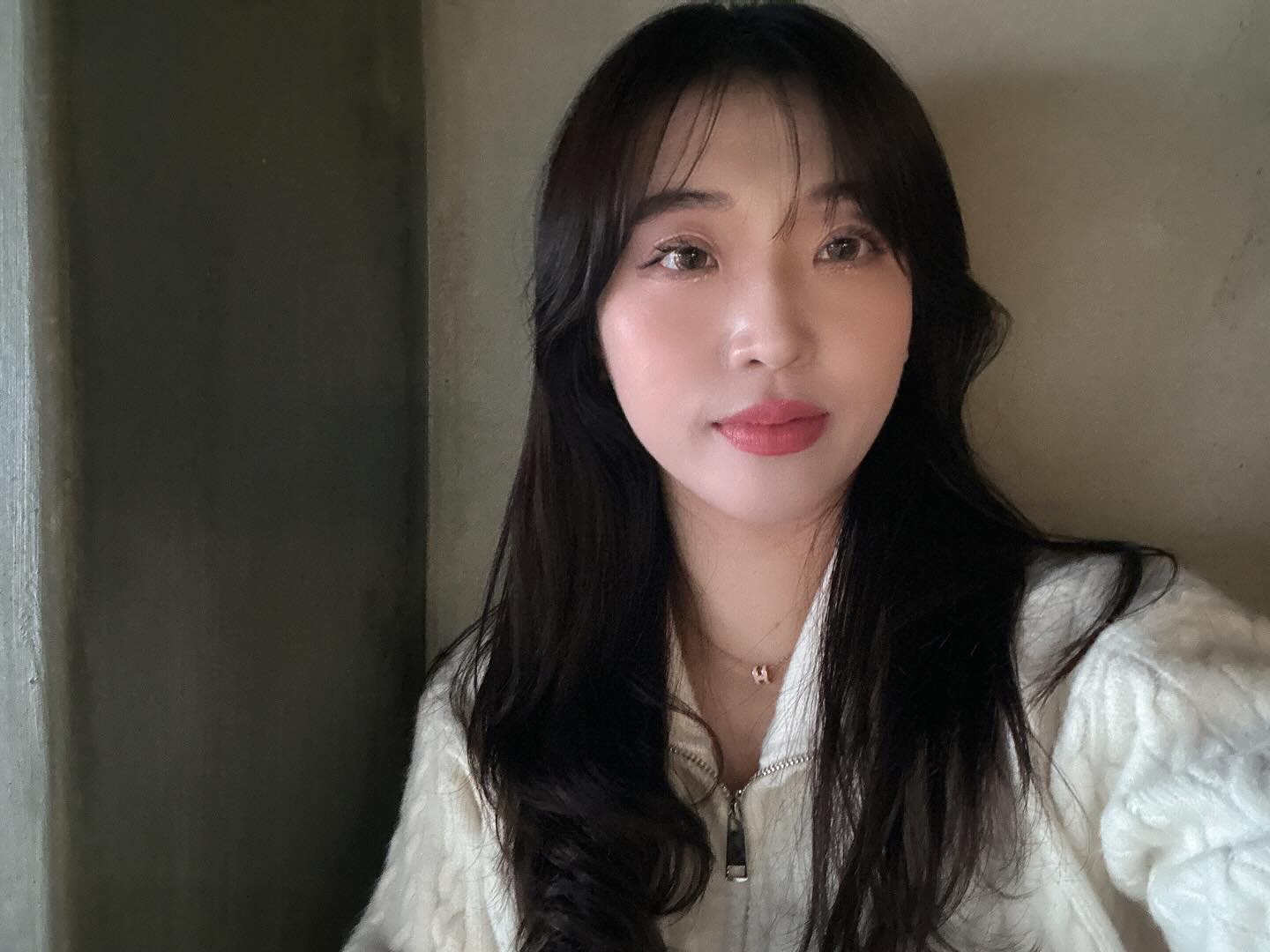 늦은 목걸이 선물 자랑샷 ! 첫 에르메스 . .🪽🧡