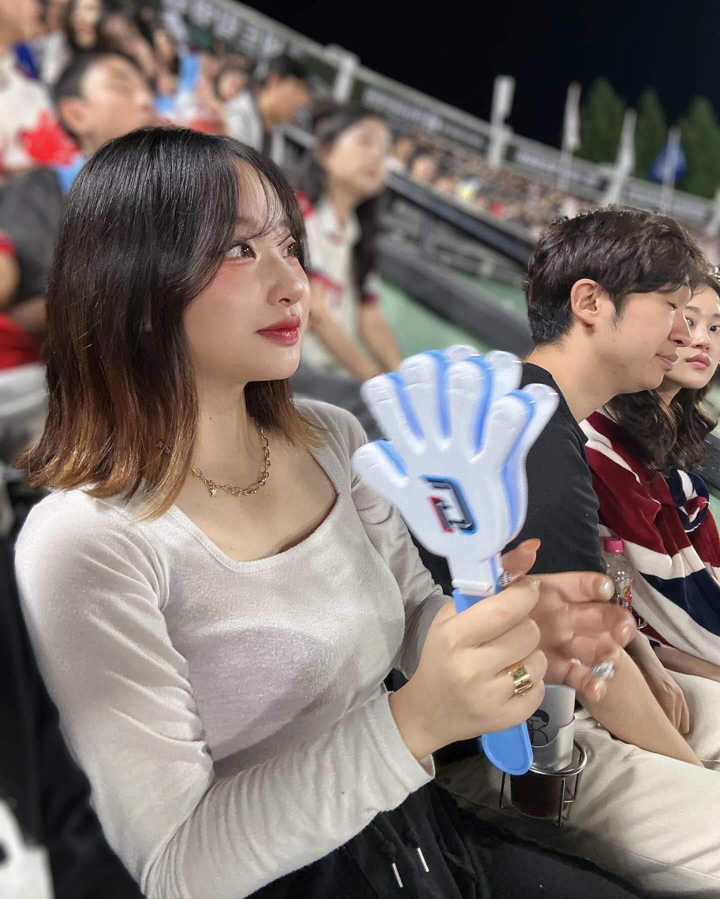웃참티비
.
#롯데자이언츠 #야구 #오늘이 #두렵지않지않지않아