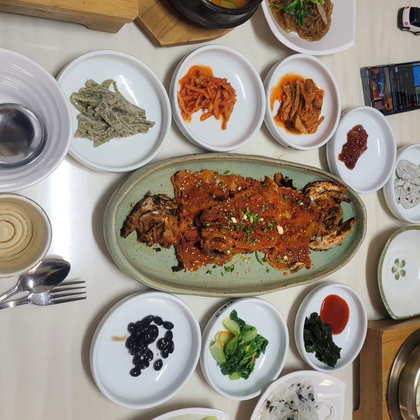 가야금한상차림 의왕 백운호수에 있는 곳인데요. 정말 너무 맛있고 가족들과 오기도 너무 좋고 무엇보다 방마다되어 있는 집이라서 가족들과 함께 식사하기도 너무 좋은 곳이랍니다. 음질도 너무 맛있고 평상시에 먹지 못하던 한정식 메뉴들을 먹을 수 있어. 아주 좋았습니다