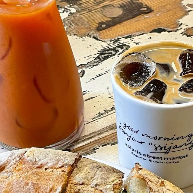 후룰루 on Instagram: "입천장 까지는 맛🫶🏻 루꼴라잠봉뵈르 너무 조아"