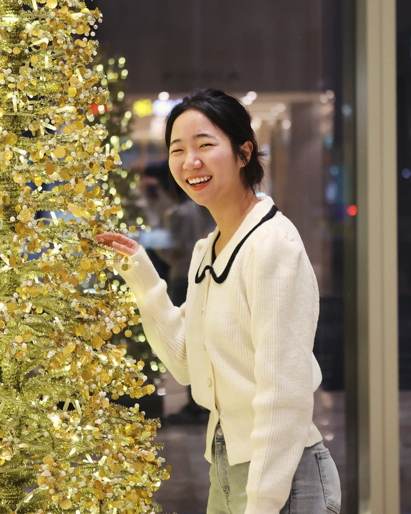 메리크리스마스🎅
.
.
#메리크리스마스 #크리스마스 #연말 #트리 #쉬는날 #반짝반짝✨ #merry #christmas