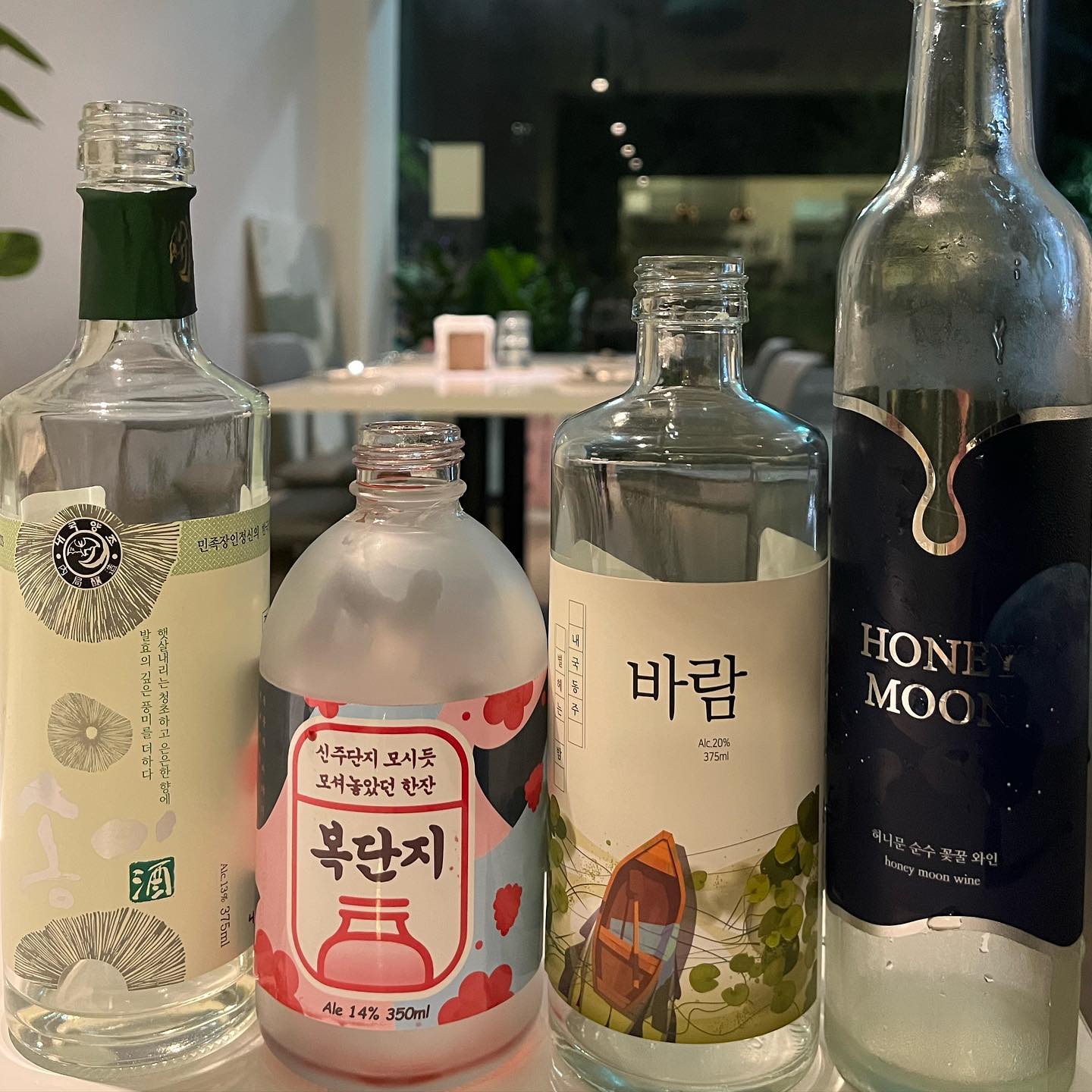 🍝
신당에 새벽까지하는 생면 파스타집이 생겼다 💕
너무 맛있어서 전메뉴 다 뿌시고 왔다
갑오징어랑 시금치 어쩌고 파스타는 아직도 생각난다