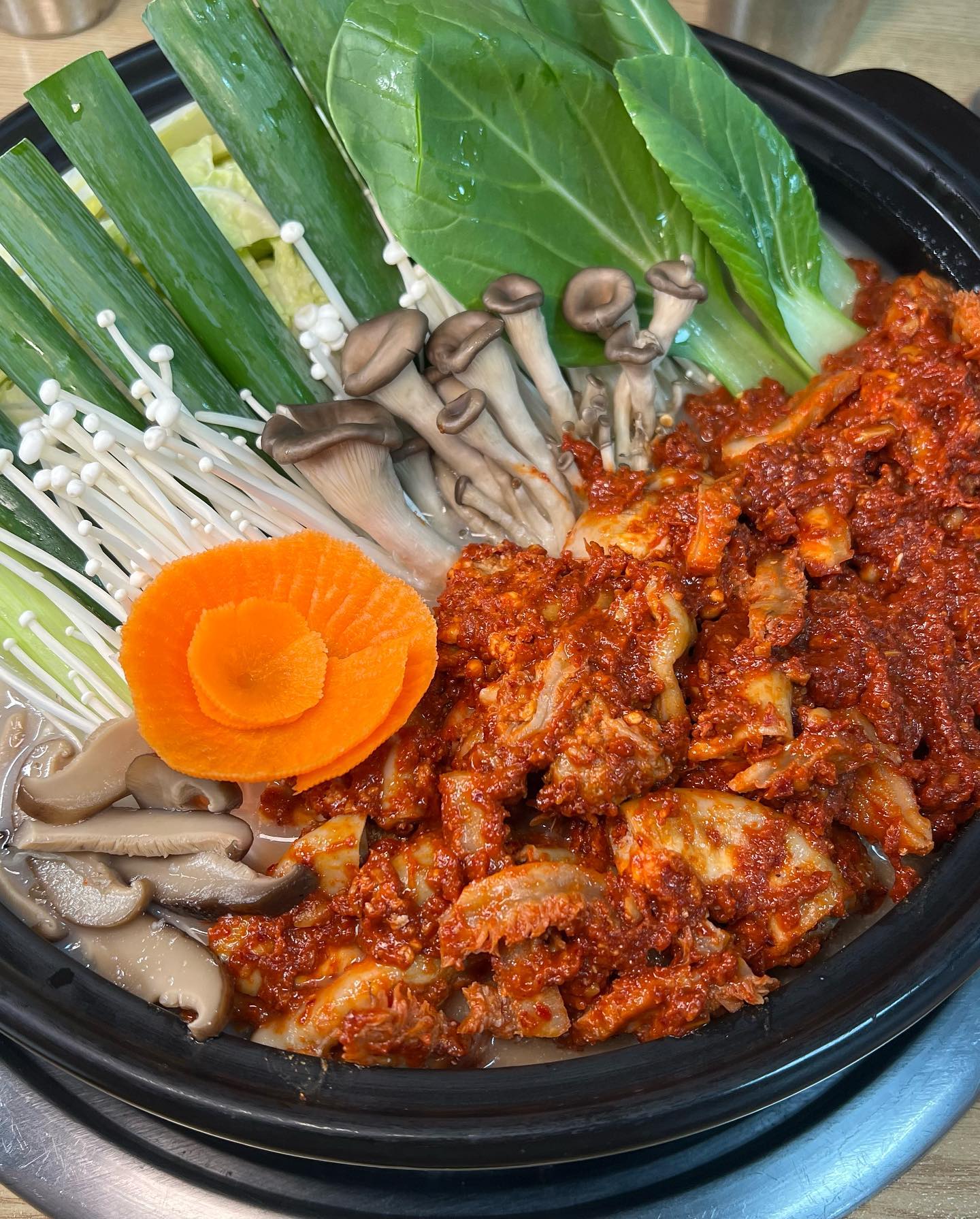 제주 내리막 곱창전골 맛집

#제주 #외도맛집 #제주맛집 #제주도 #제주도맛집 #곱창전골