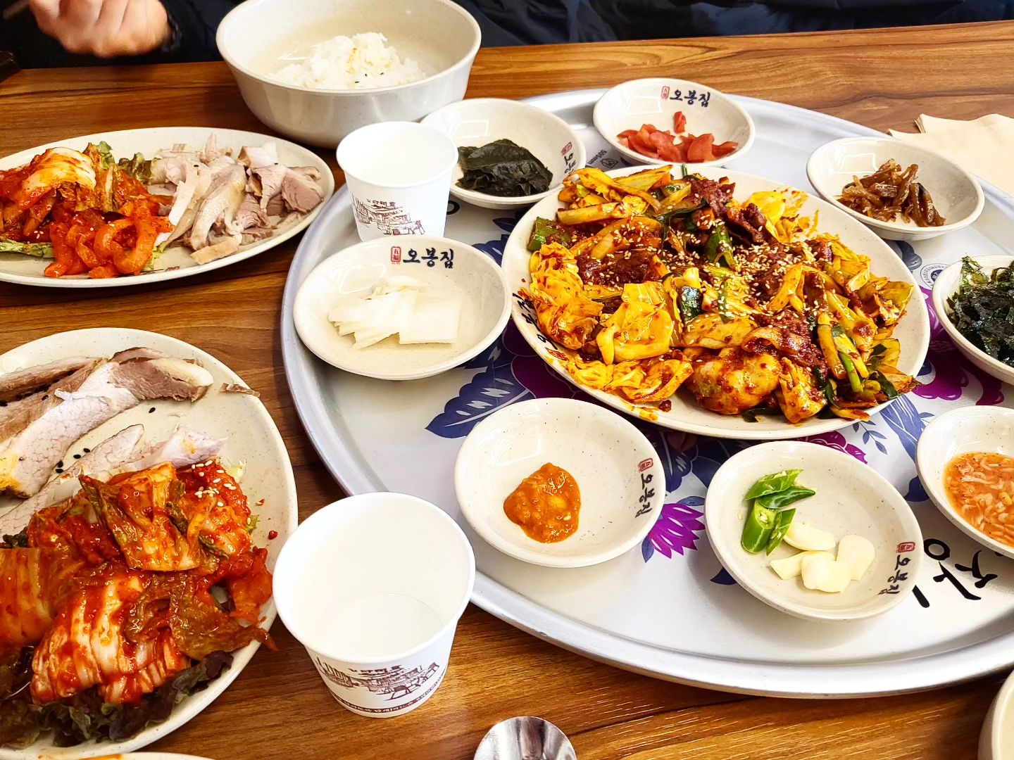 #맛점#예쁜오봉상자#오봉집#낙지맛집#보쌈맛집
오봉집이 핫한 이유
직장인 점심 #시흥맛집#시흥능곡맛집