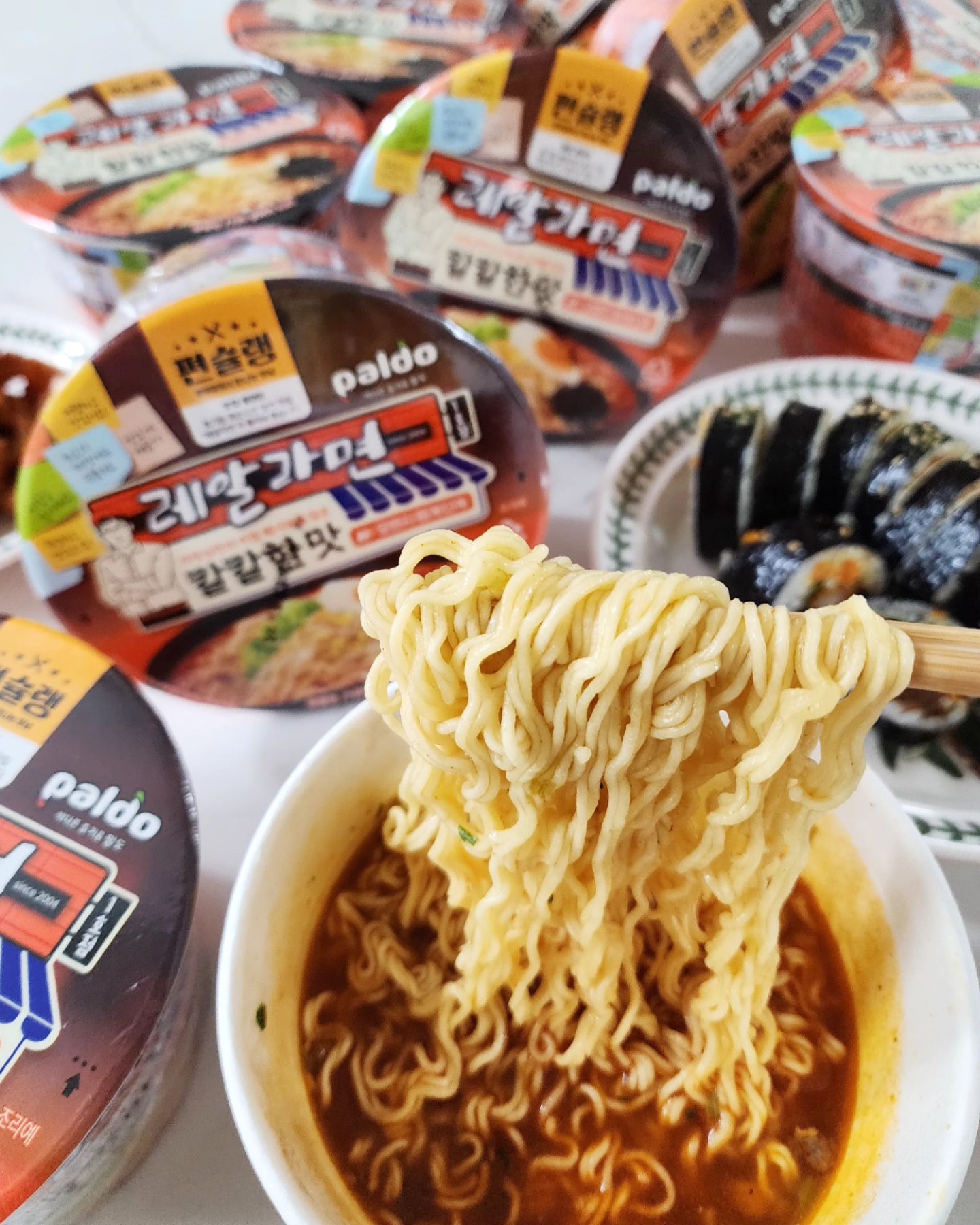 #협찬
이마트24 편슐랭 레알라면 칼칼한맛🧡
한국인의 매운입맛에 특화된 레알라면 칼칼한 맛!
고통스러운 매운맛이 아닌 진-하고 매운맛의 국물에
해장할 때 더더더 생각나는 맛🤩

20년 라면맛집 회기동 레알라면 사장님의 노하우레시피
청양고추 스코빌 지수 8261 보다 더 맛있게 매워 🌶
기분좋은 얼얼한 매운맛 좋아요😀

✅️ 이벤트당첨
emart24_official
#이마트24 #emart24 #레알라면 #레알라면체험단 
 .
.
.

#체험단 #라면 #면스타그램 #집밥 #술안주 #홈술 #야식 #간식 #편의점신상 #신상간식 #신상라면 #매운맛 #맛집 #먹스타그램 #맛스타 #먹방스타그램 #홈쿡 #맛집탐방 #음식 #밥스타그램 #먹팔 #먹팔해요 #먹스타맞팔 #먹팔맞팔