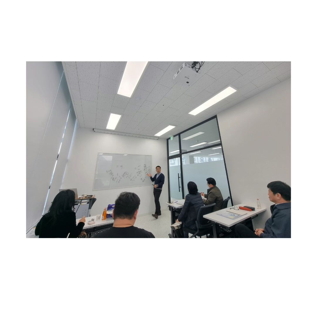 🍀홀로조용히~감히 예상 조차 할수없게~~!
ㆍ
목표지점 12월한달 남았네요^^
목표를 위해 스스로 찾아던길이
@자동차보험교육 이었고
ㆍ
ㆍ
@김중훈대표님  강의 덕분에
많은 고객들에게 감사인사받으며 일하고있네요
ㆍ
ㆍ
감사합니다^^
#자동차보험 #숨은보험금찾기 #다이렉트문제점
#디비손해보험 #자동차사고보상처리 #보상처리
#실비청구 #교통사고처리 #보상문의 
#운동하는보험설계사 #월천여사 #억대연봉가