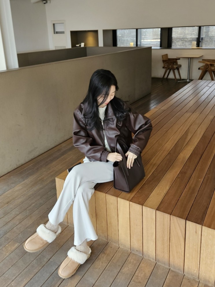 [비바브라운] 비건 커브드 숏 레더 자켓 봄가을 가죽자켓 코디