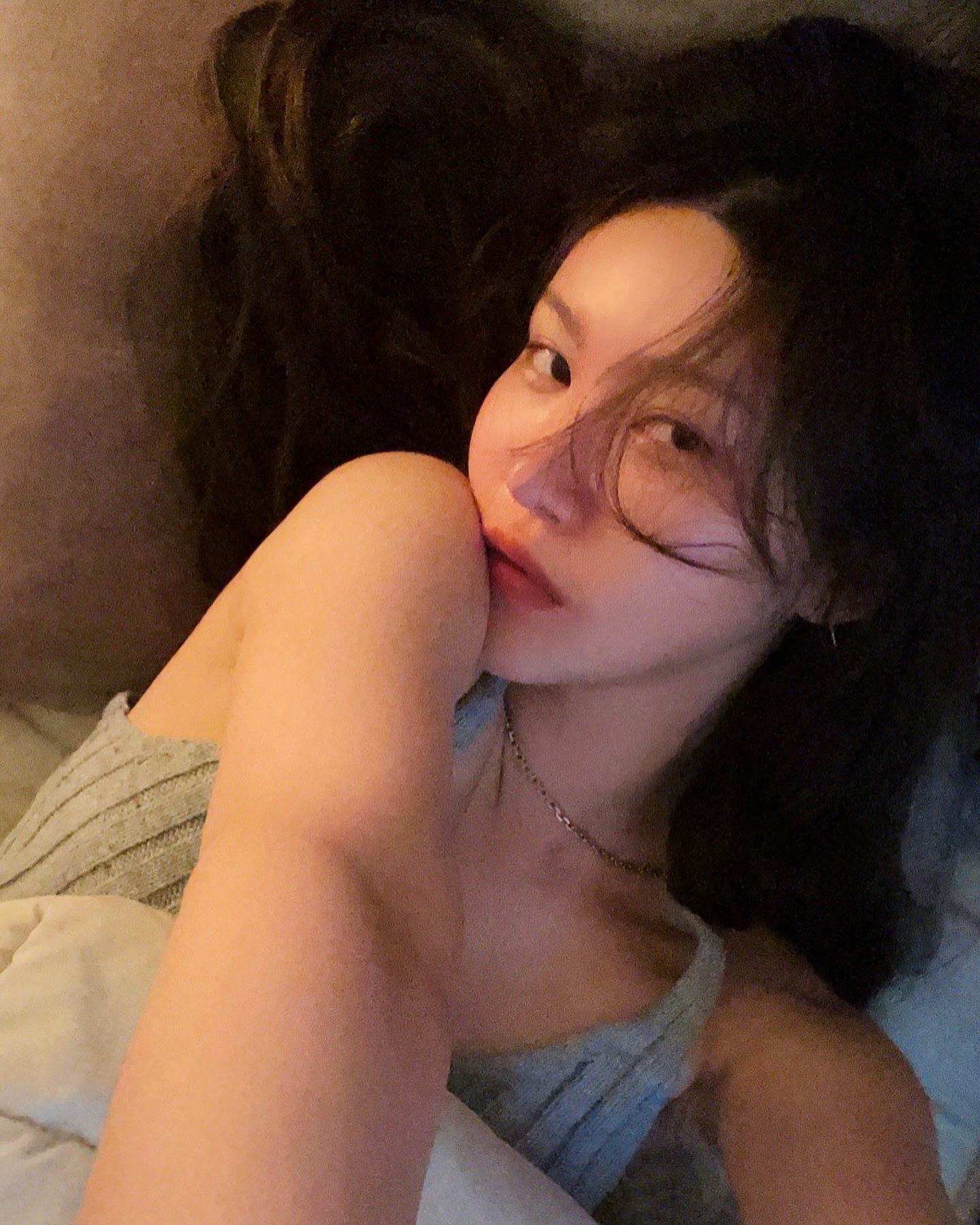 박제신청이 많아 조심스레 올려보는 📸
이 노래 요즘 들어서 저녁에 많이 듣는 노래에오 갱장히 조아!