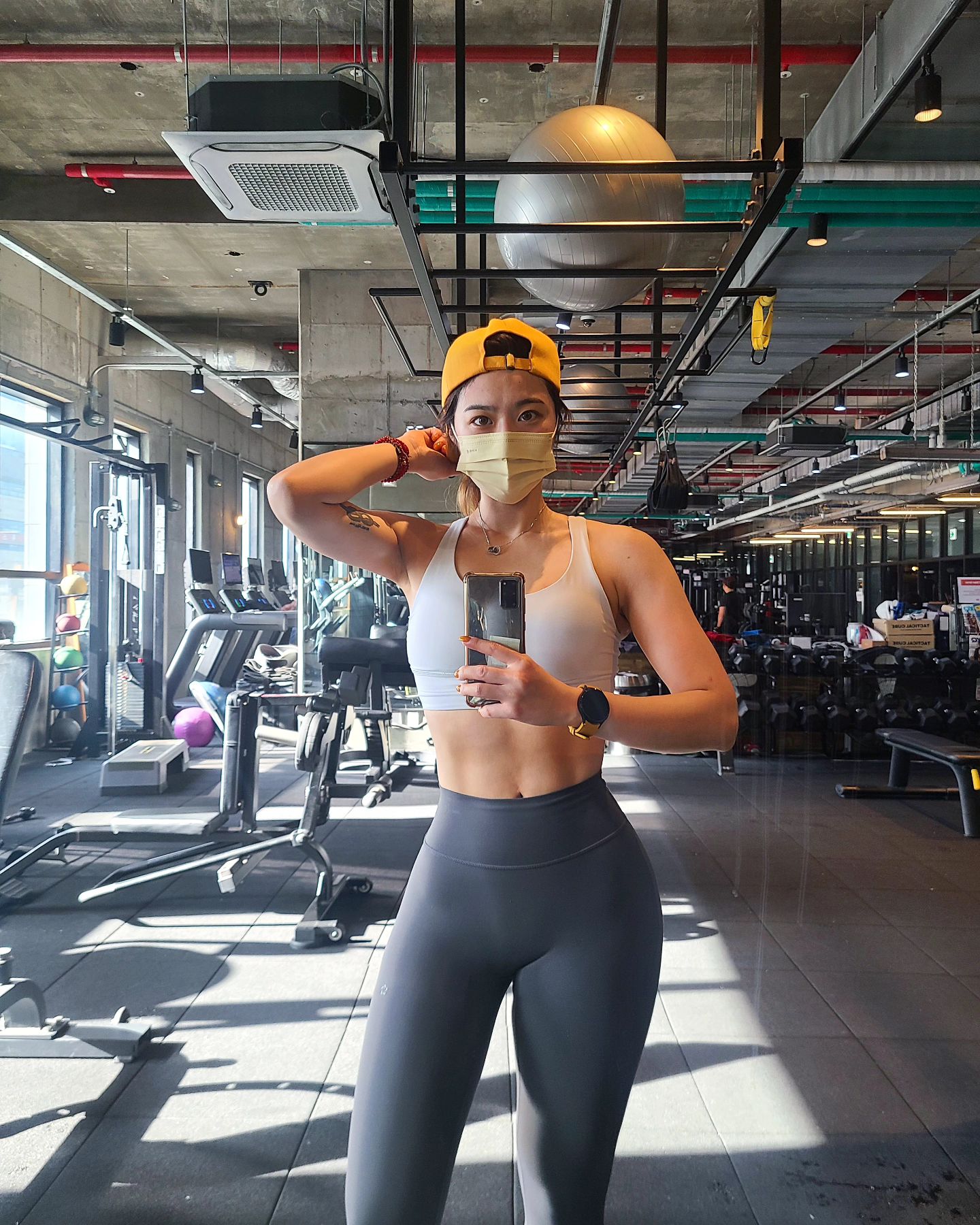 .
과거의 나 말고 현재의 나에게 집중!!

한번 해봤으면 두번 할 수 있고
두번, 세번, 네번 계속 할 수 있다💛
.
#다이어트자극 #게으름치료제 #지금의나에게 #과거의내가 #여름준비 #할수있다 #아자아자화이팅 #다이어트 #참을성제로 #노랭이의_노랑노랑한_하루