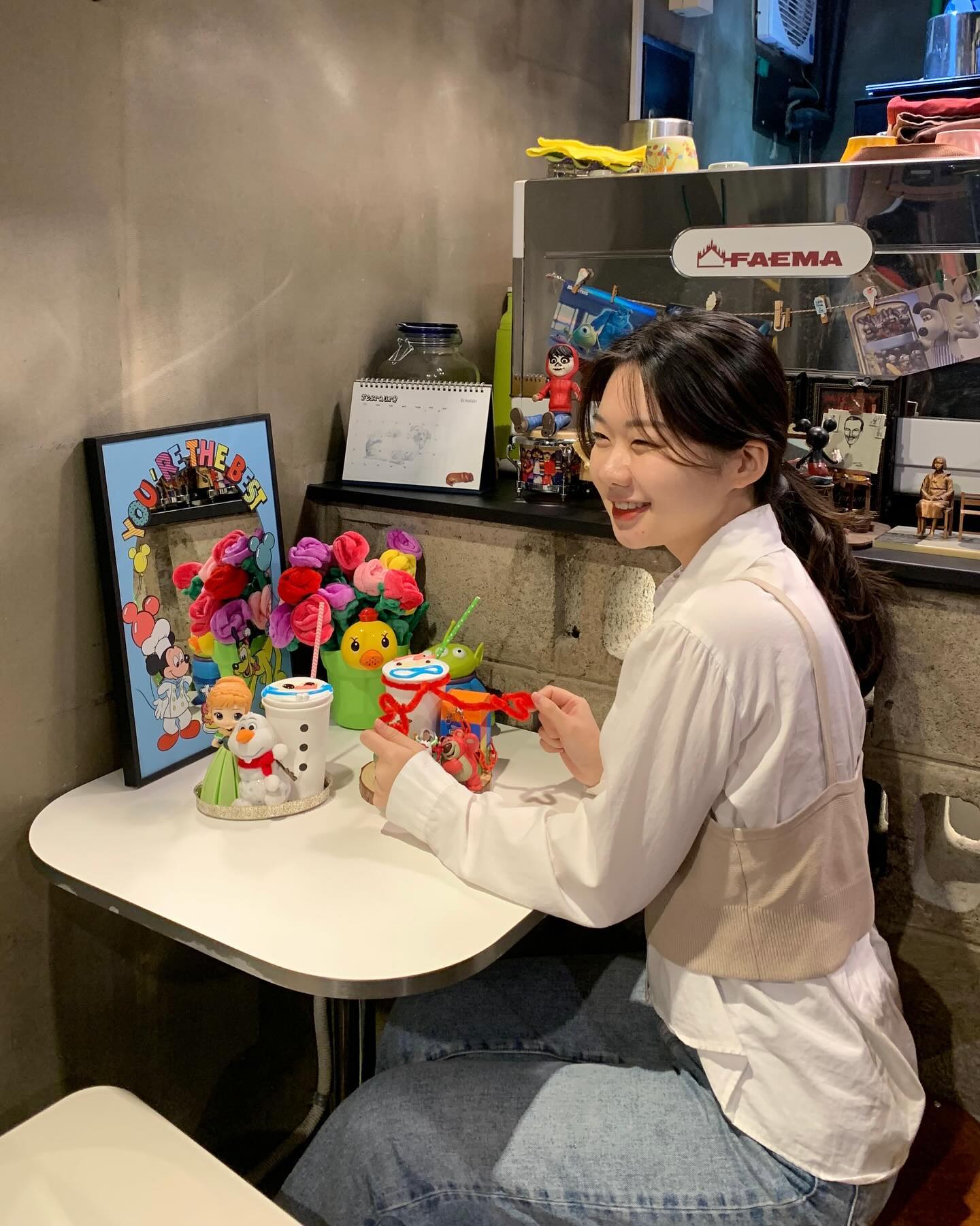 사나 생일인데 내가 신나기 〰️