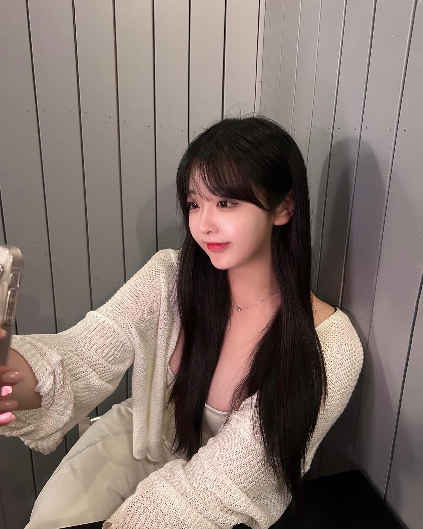 :3